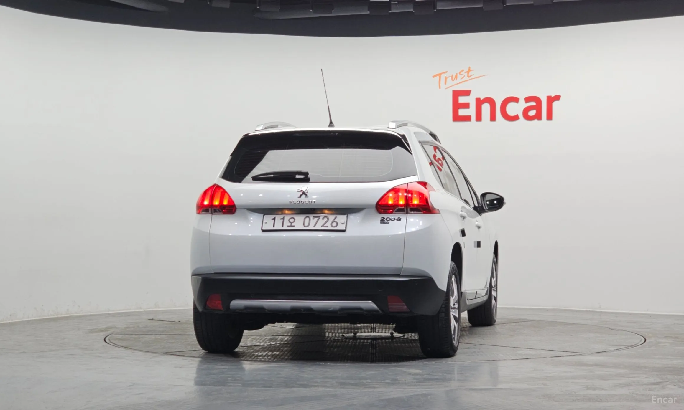Peugeot 2008. превью 4