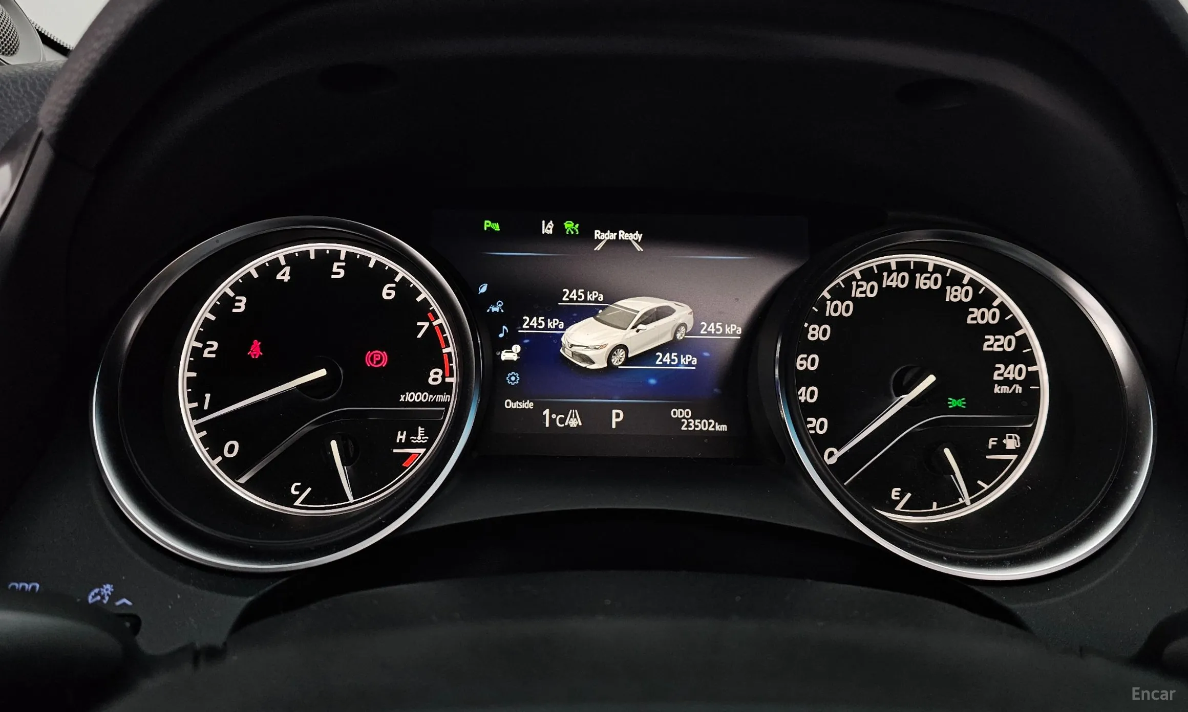 Toyota Camry (XV70) превью 8