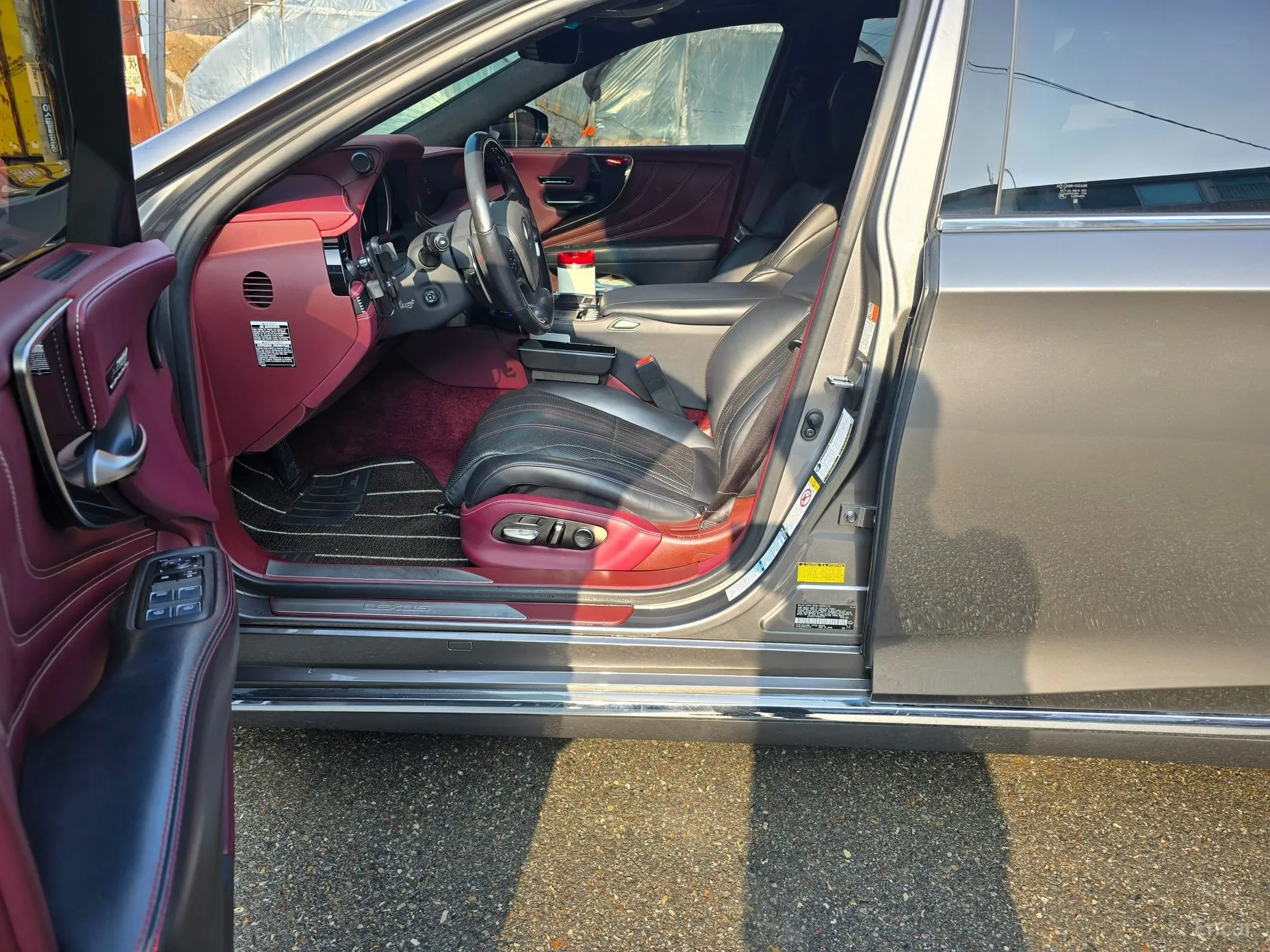 Lexus LS500h Gen 5 превью 20