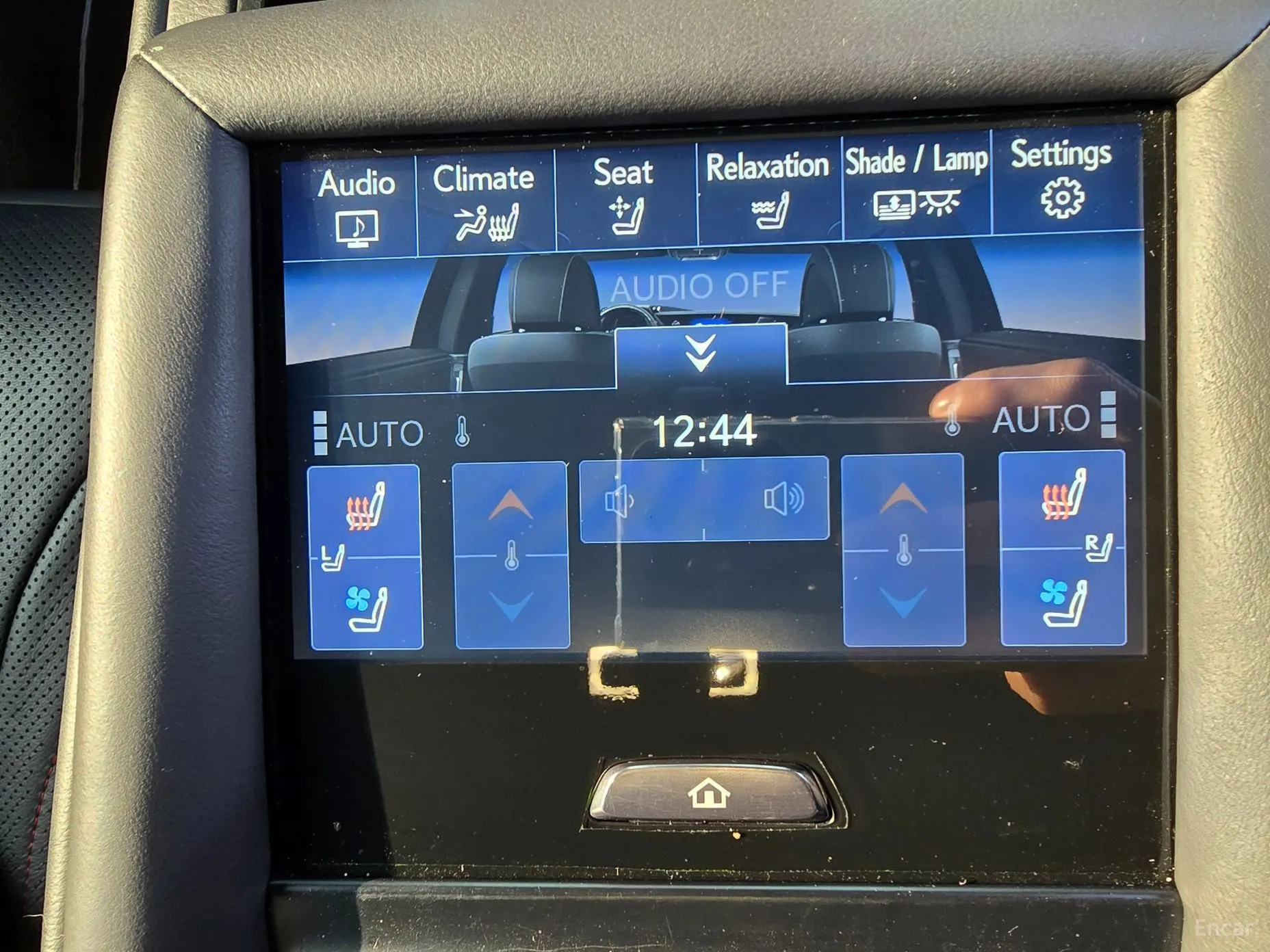 Lexus LS500h Gen 5 превью 6