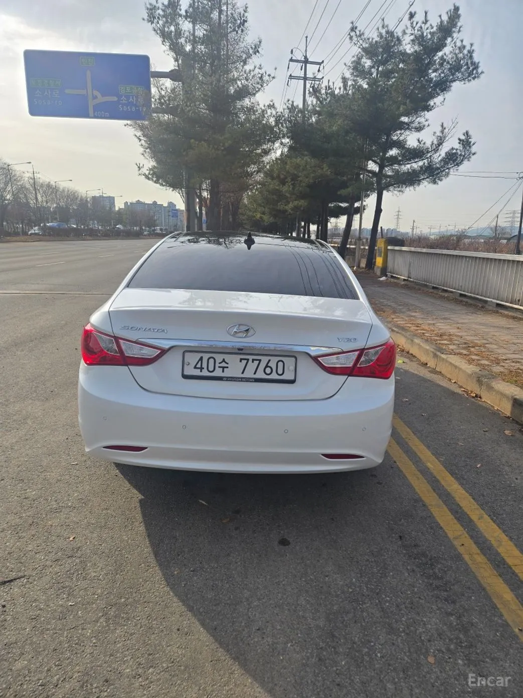 Hyundai YF Sonata превью 4