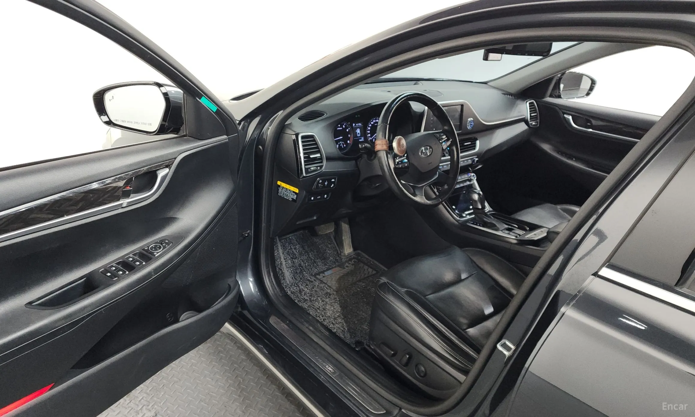 Hyundai Grandeur IG превью 10