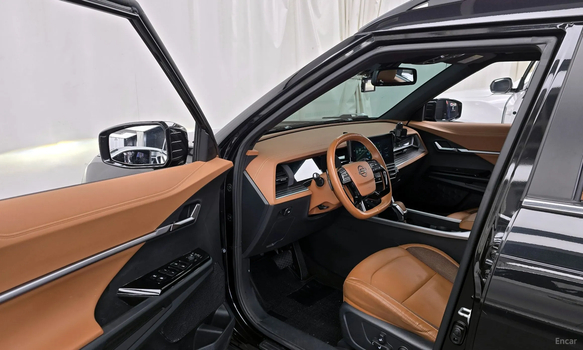 KG Mobility (SsangYong) Torres превью 10