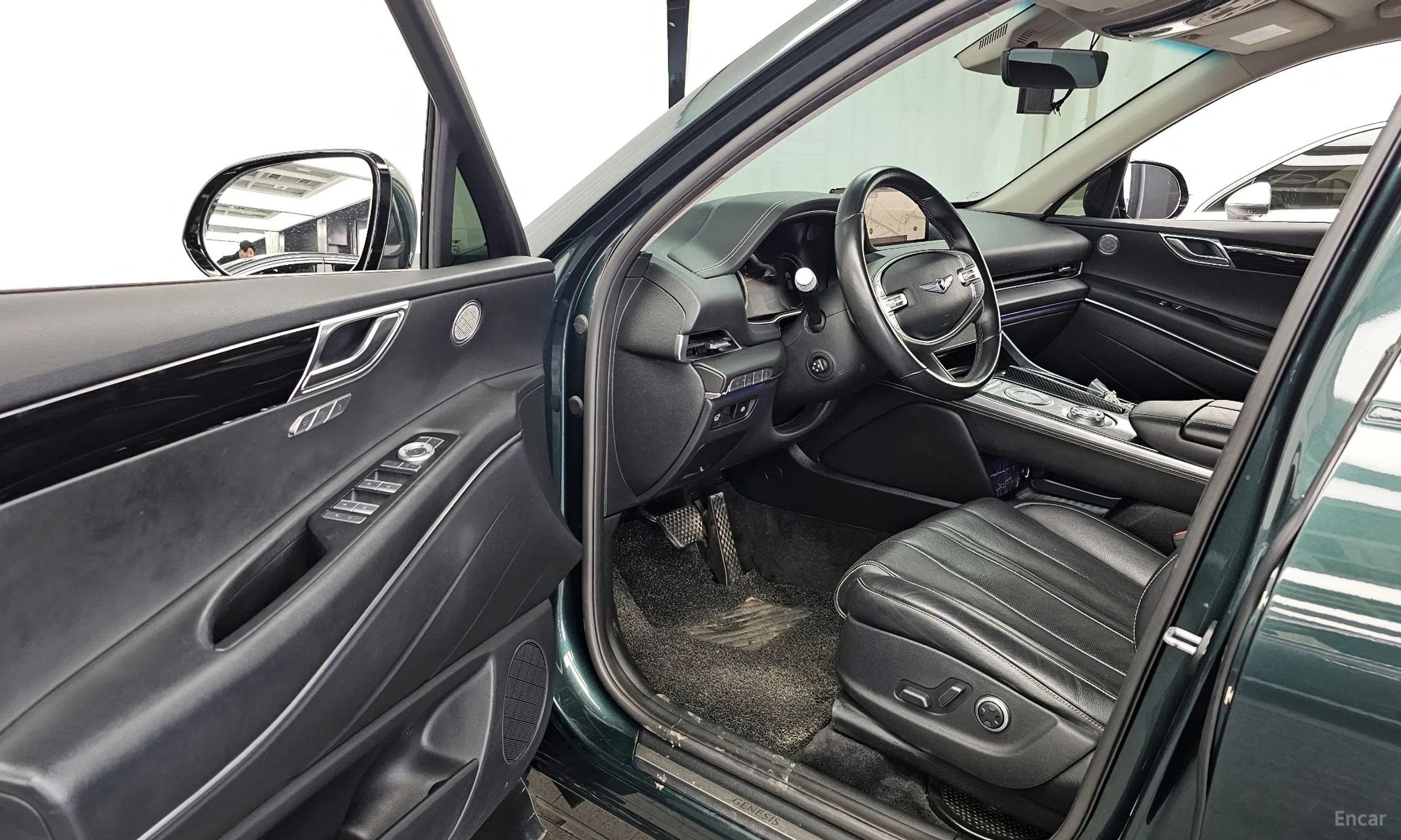 Genesis GV80 превью 10