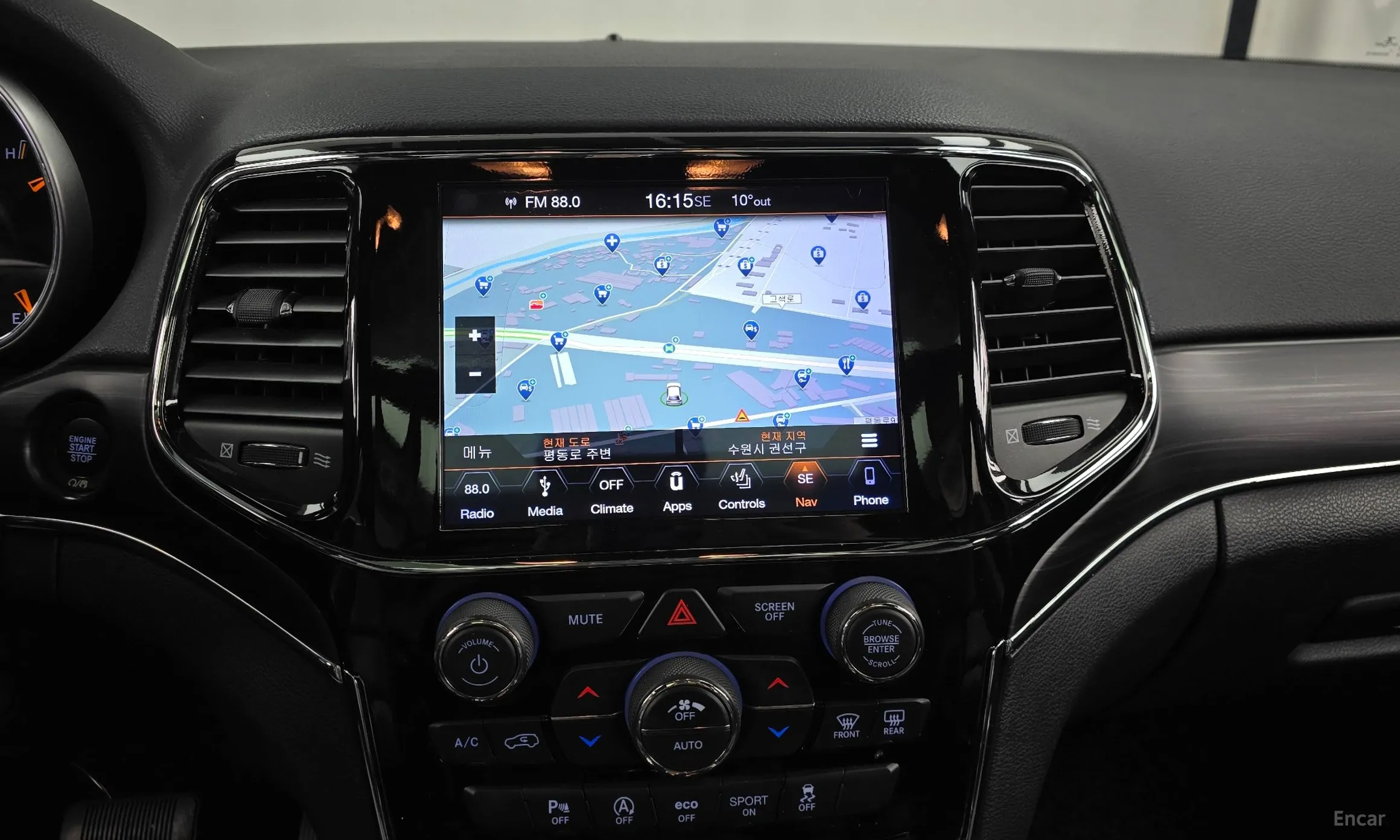 Jeep Grand Cherokee превью 14