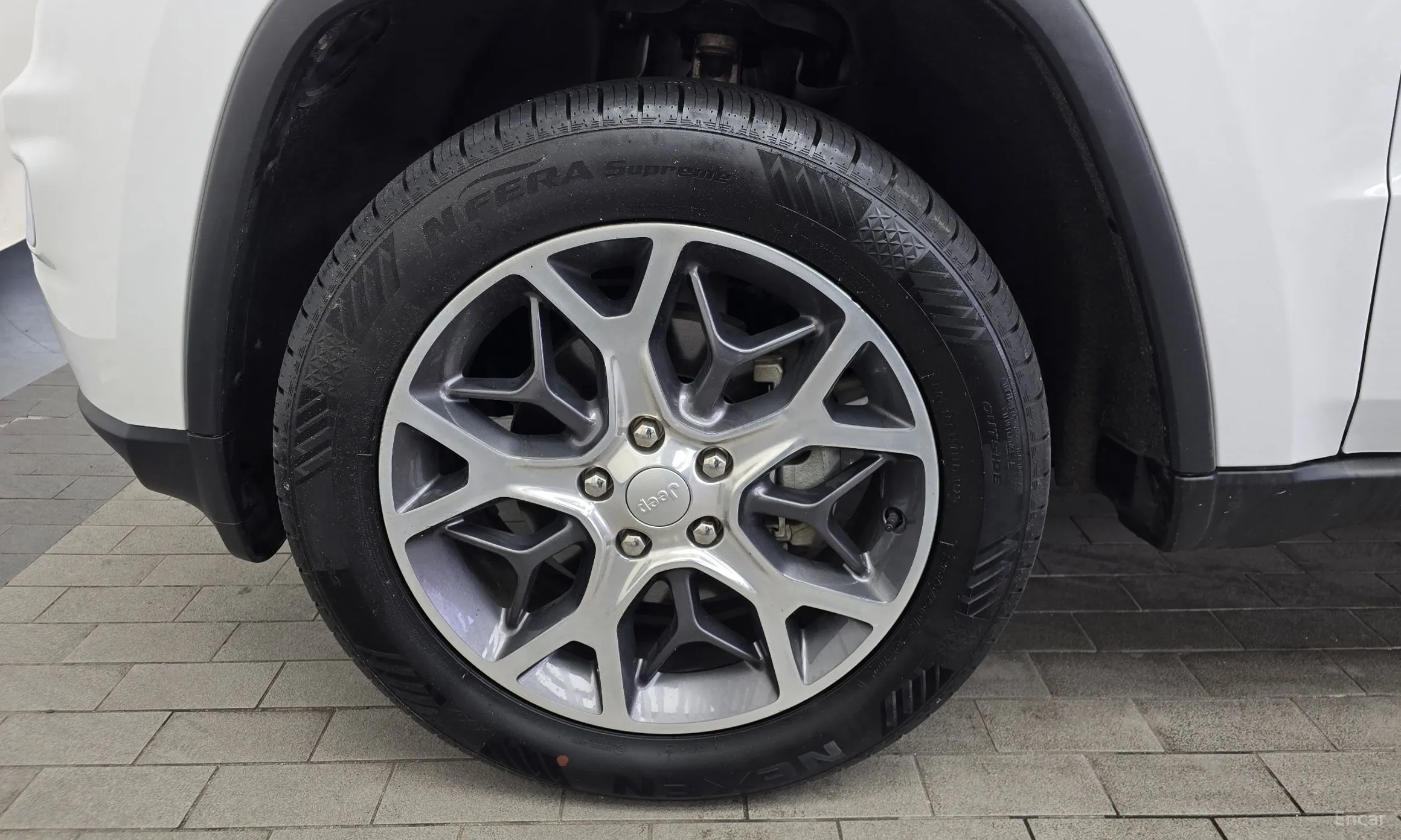 Jeep Grand Cherokee превью 5