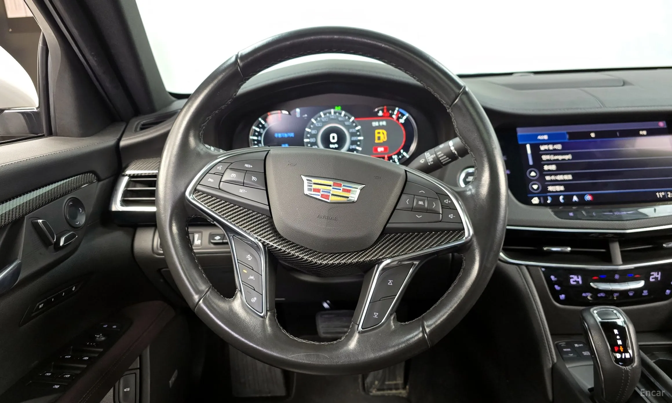 Cadillac CT6 превью 13