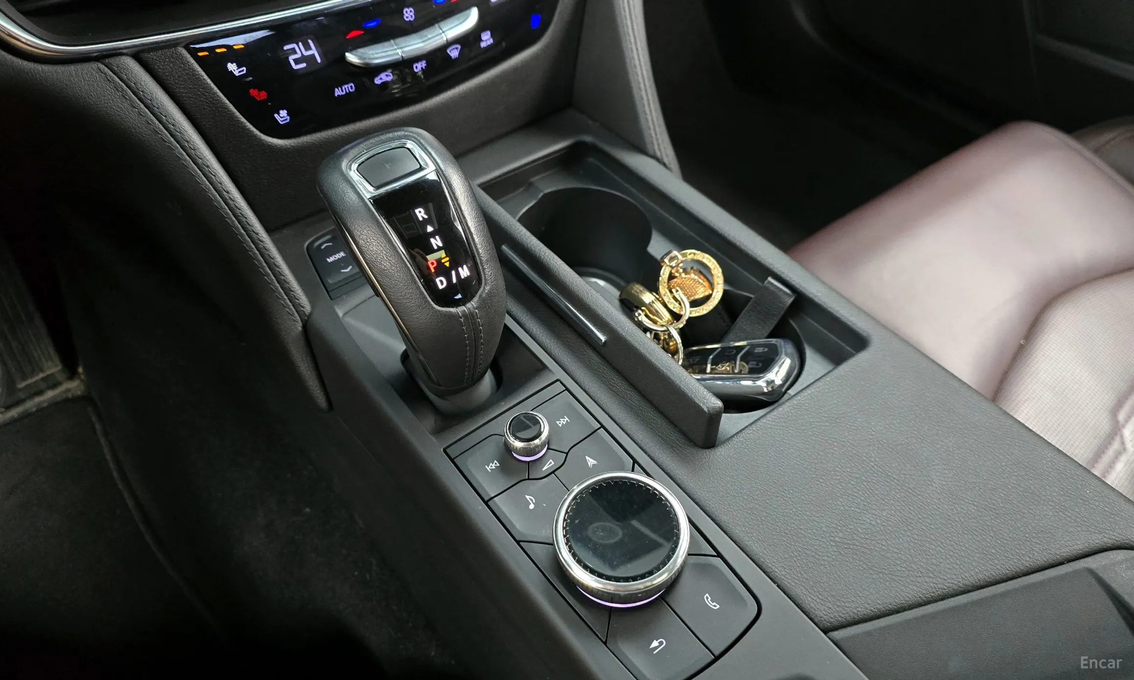 Cadillac CT6 превью 9