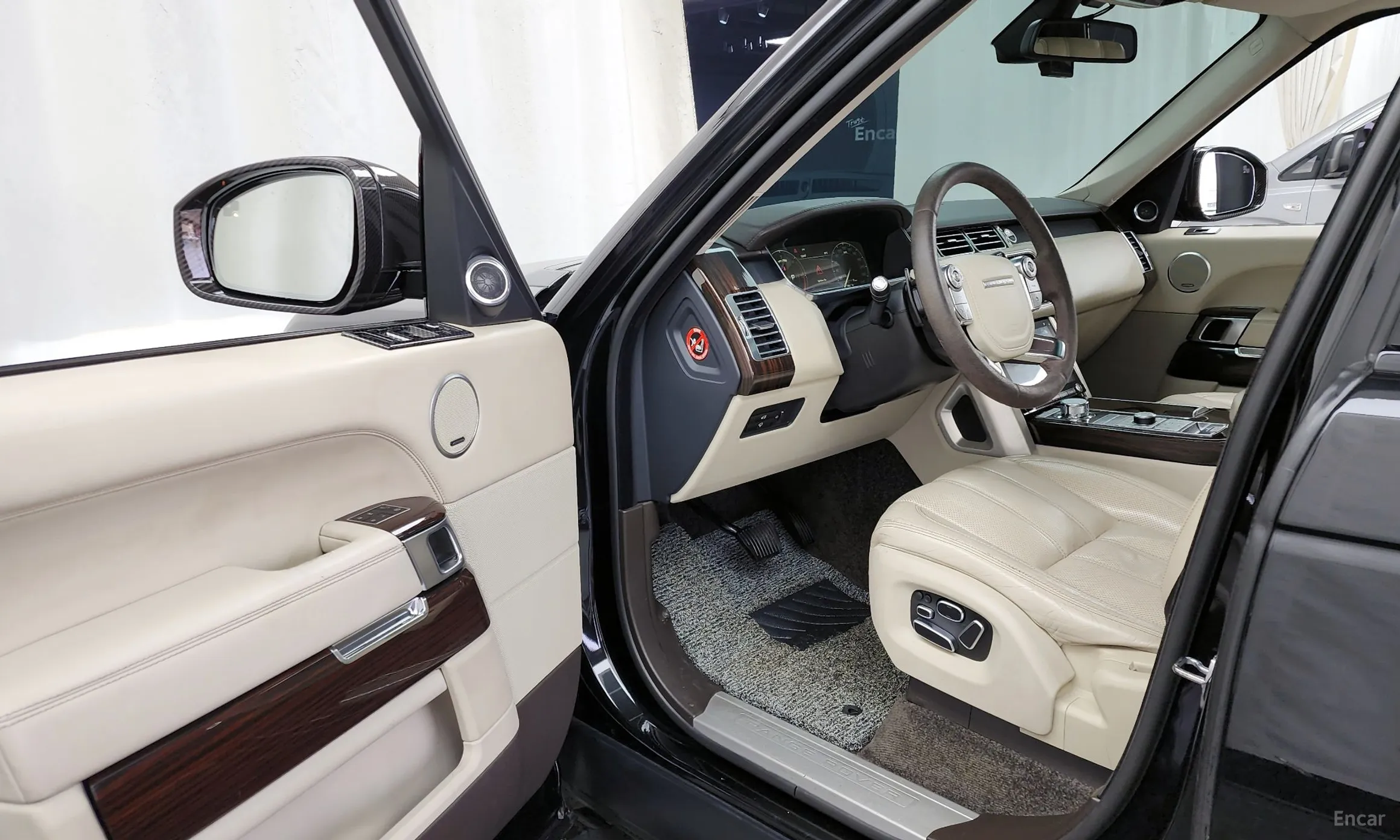 Land Rover Range Rover 4th Generation превью 10