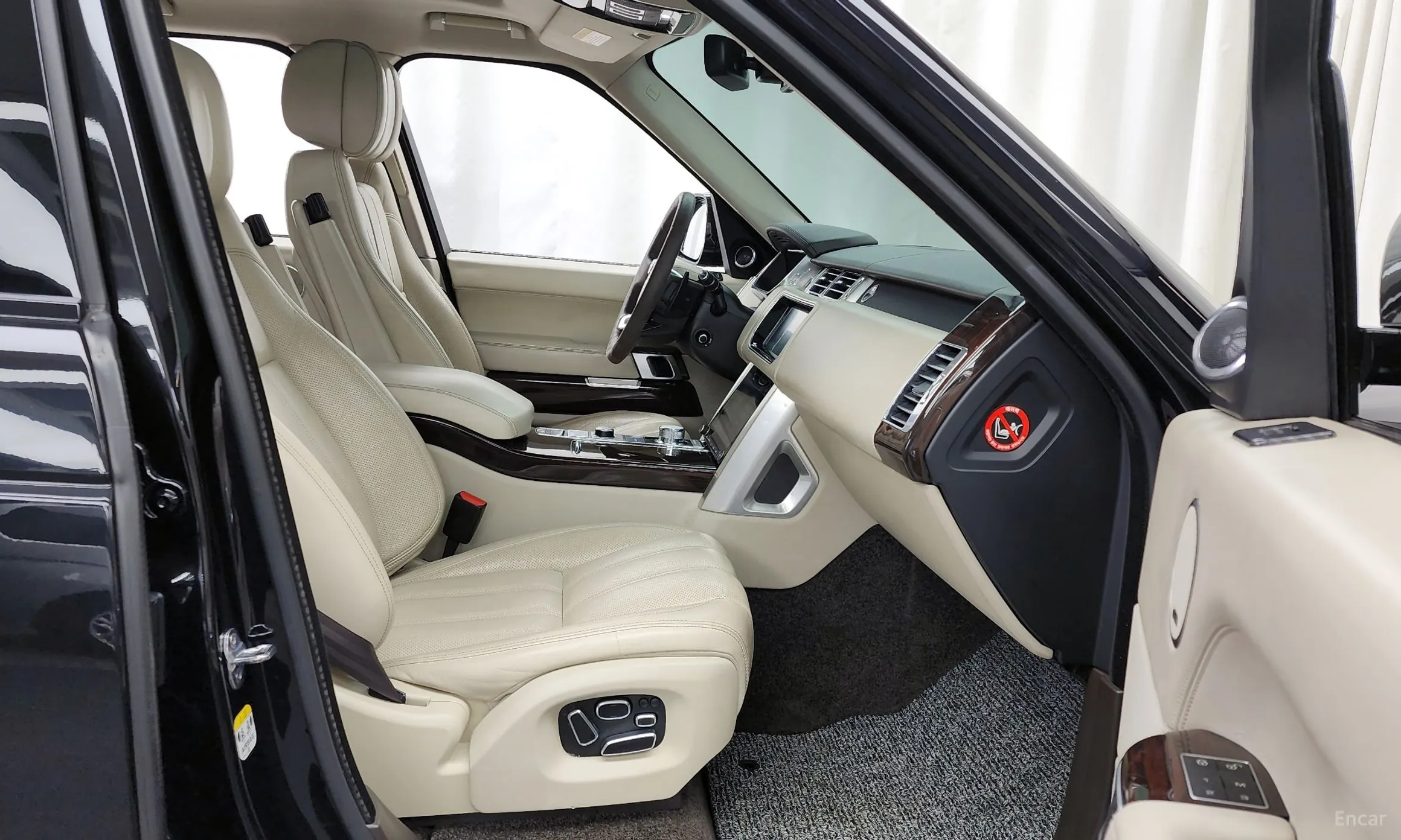 Land Rover Range Rover 4th Generation превью 11