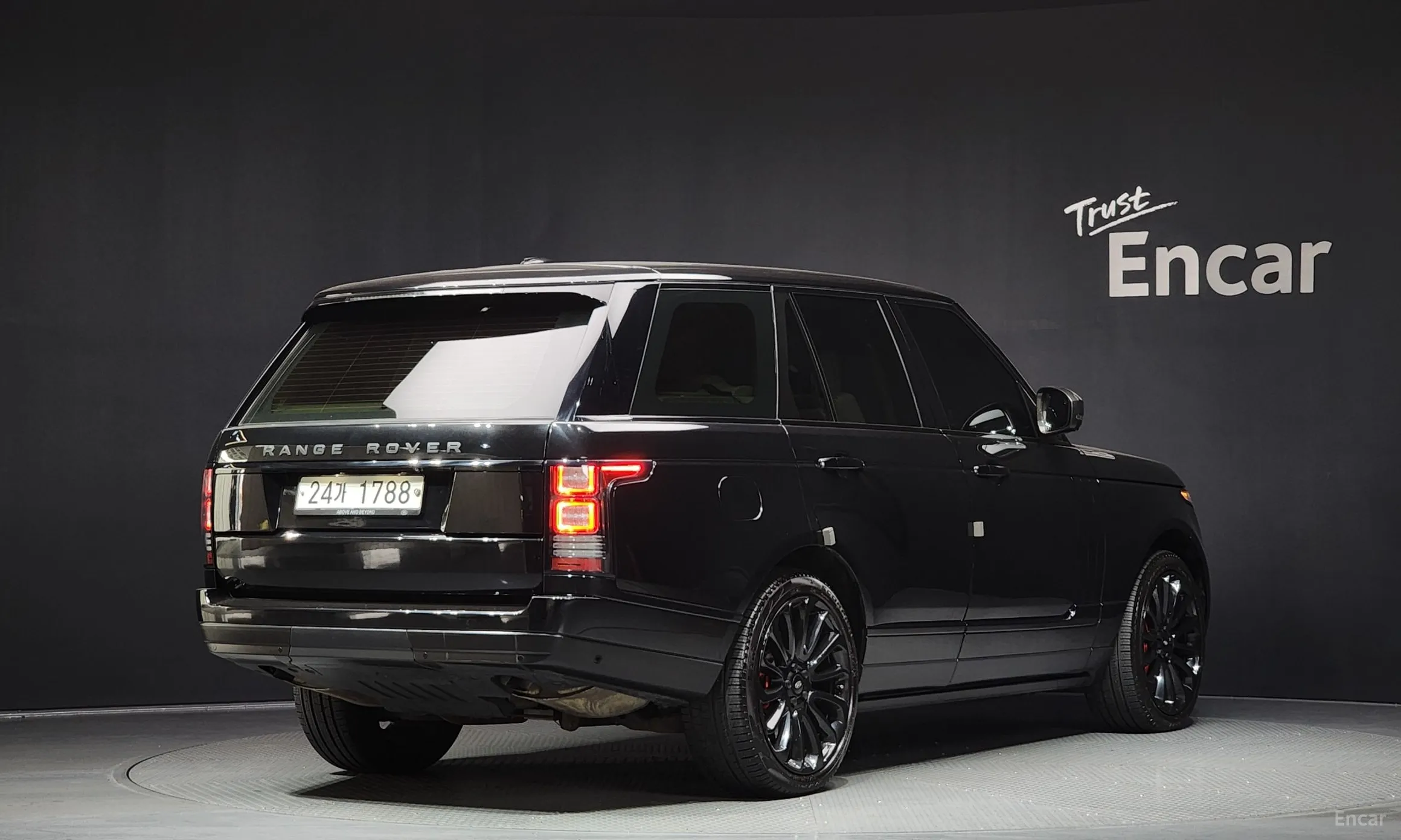 Land Rover Range Rover 4th Generation превью 2