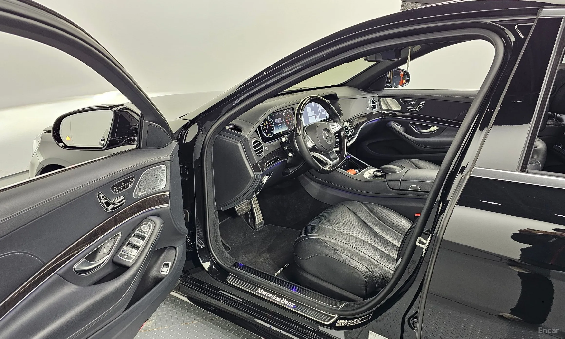 Mercedes Benz S-Class W222 превью 11