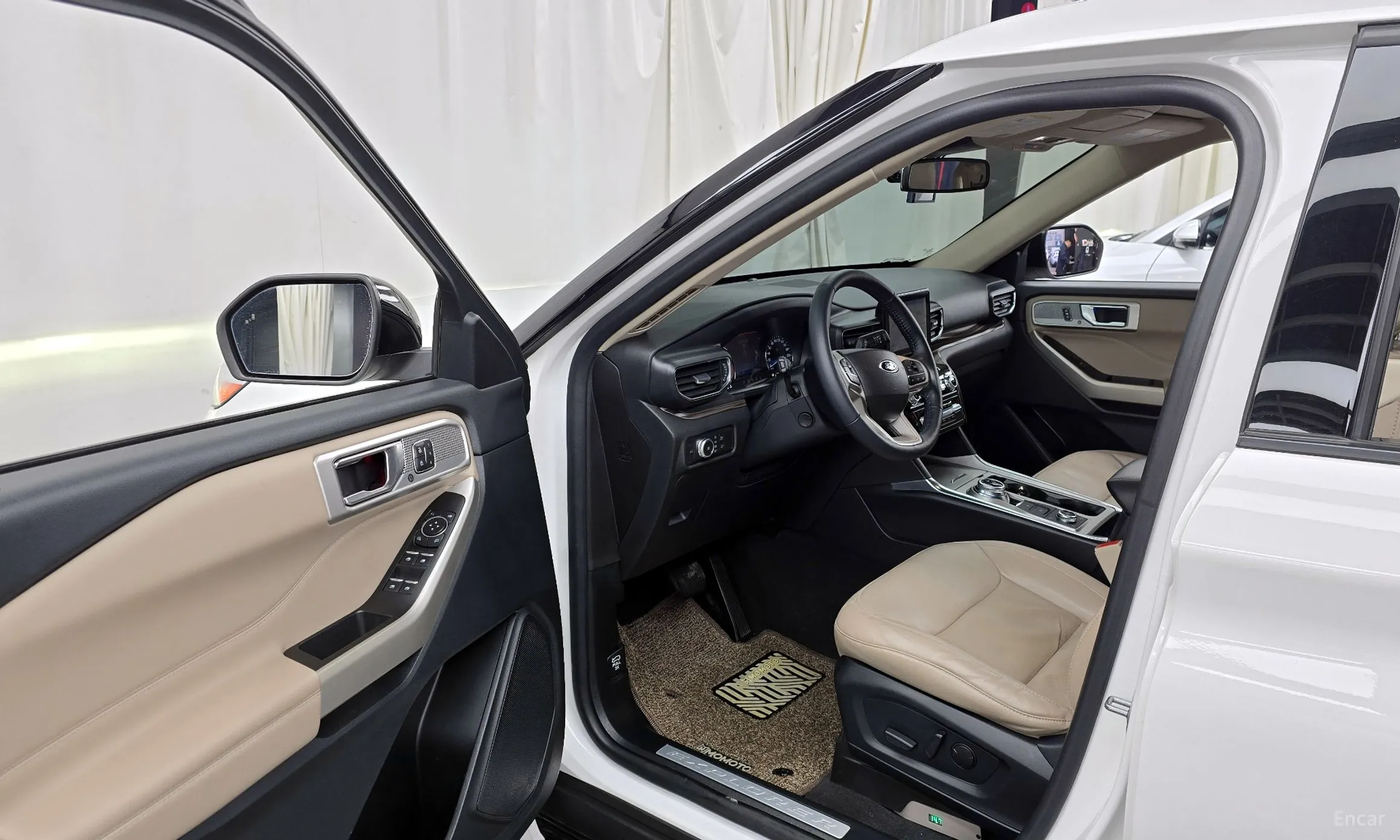 Ford Explorer 6th Generation превью 10