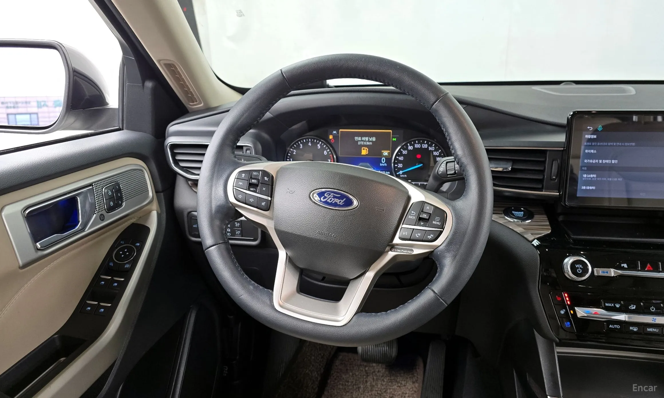 Ford Explorer 6th Generation превью 13