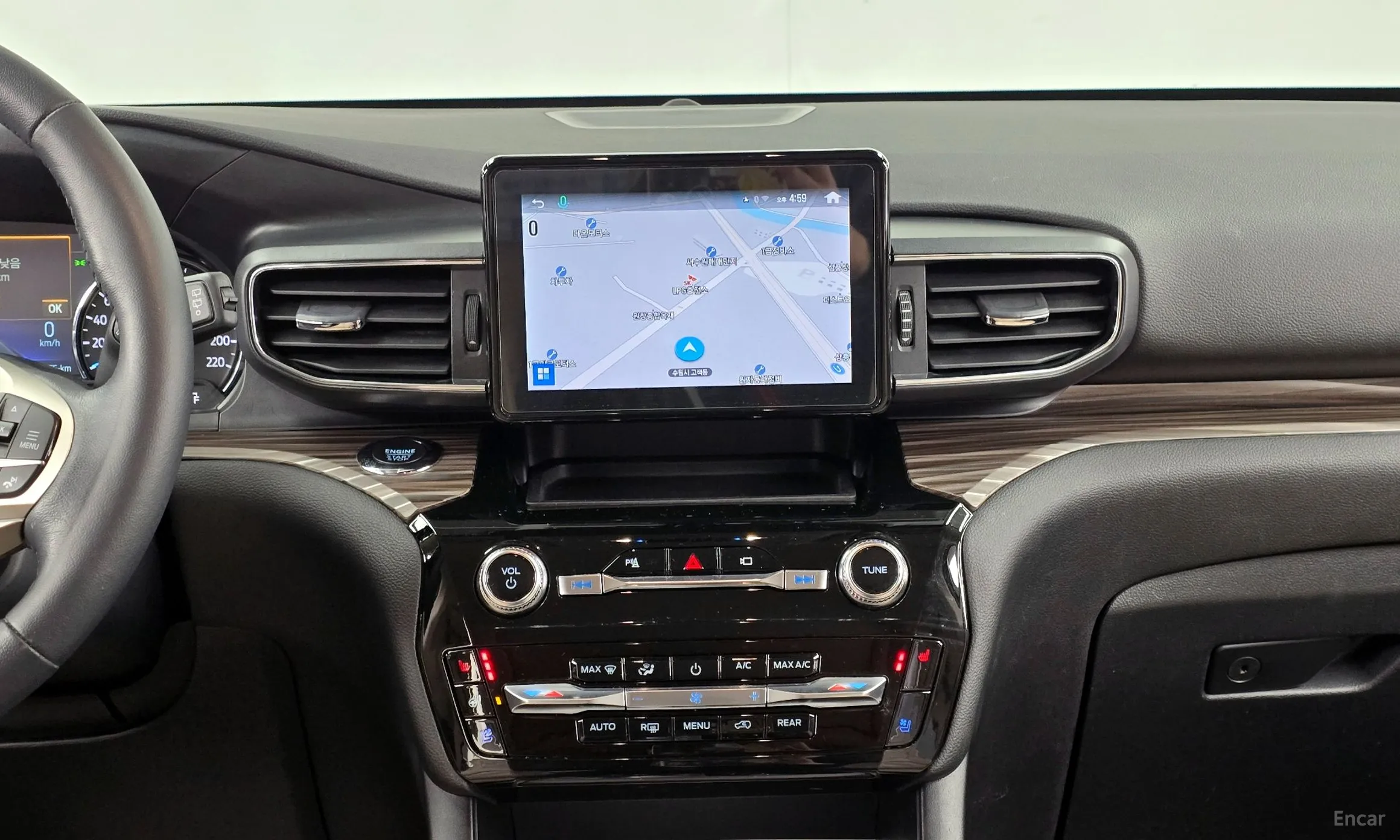 Ford Explorer 6th Generation превью 14