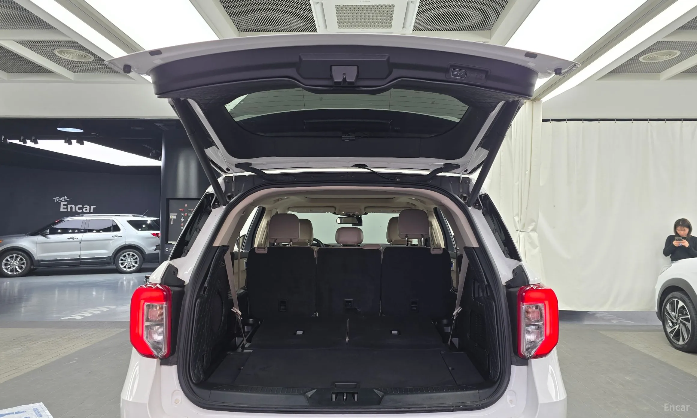 Ford Explorer 6th Generation превью 20