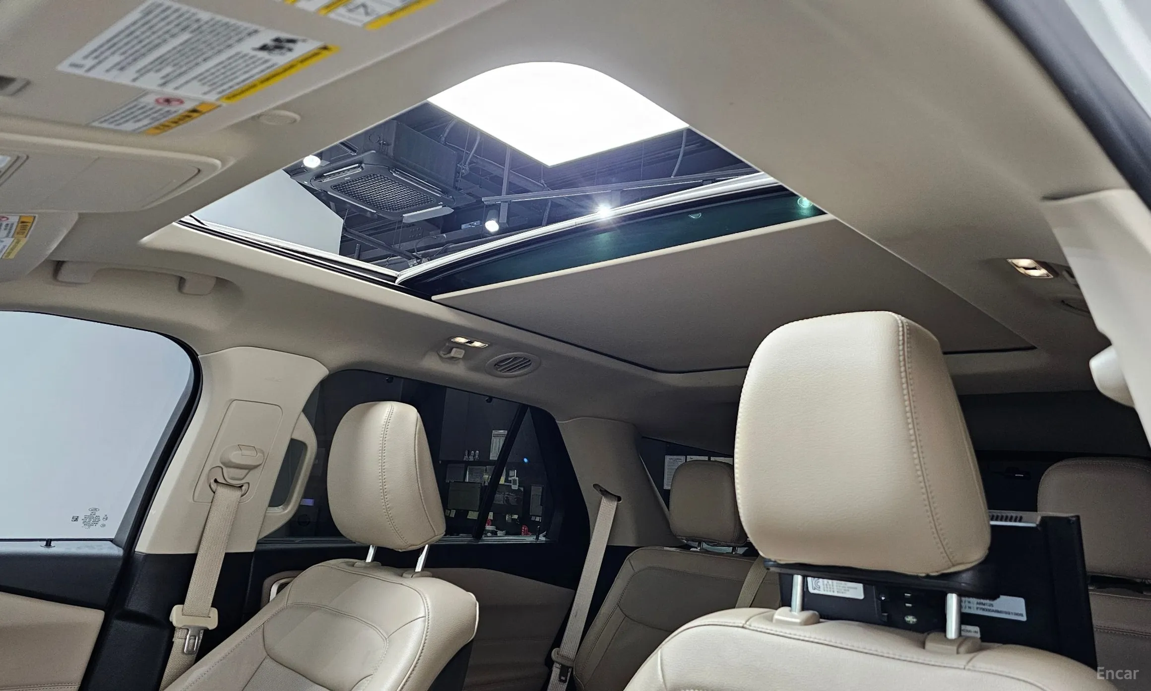 Ford Explorer 6th Generation превью 19