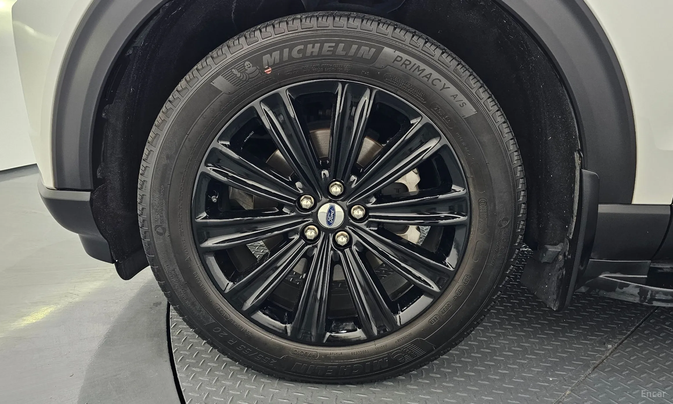 Ford Explorer 6th Generation превью 5