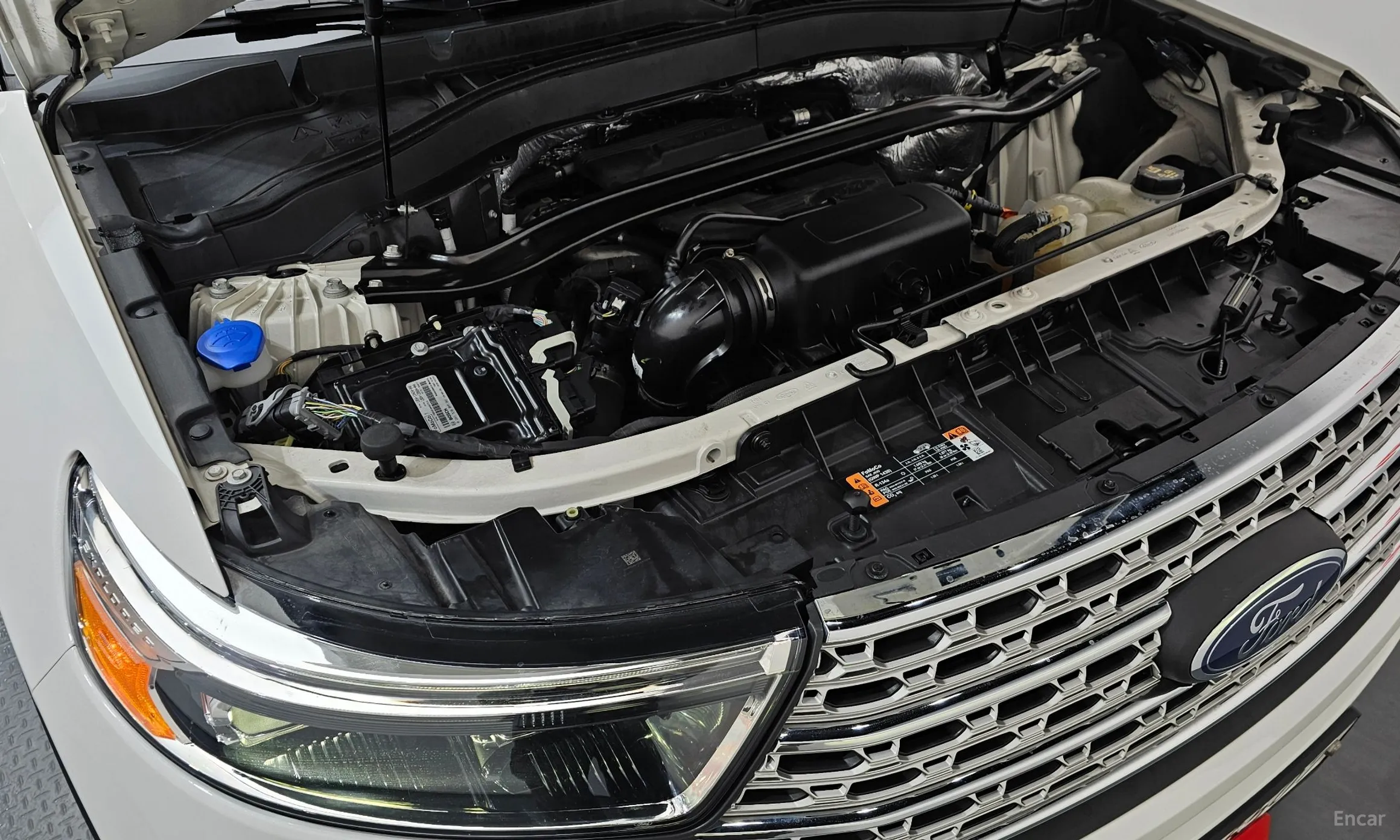 Ford Explorer 6th Generation превью 6