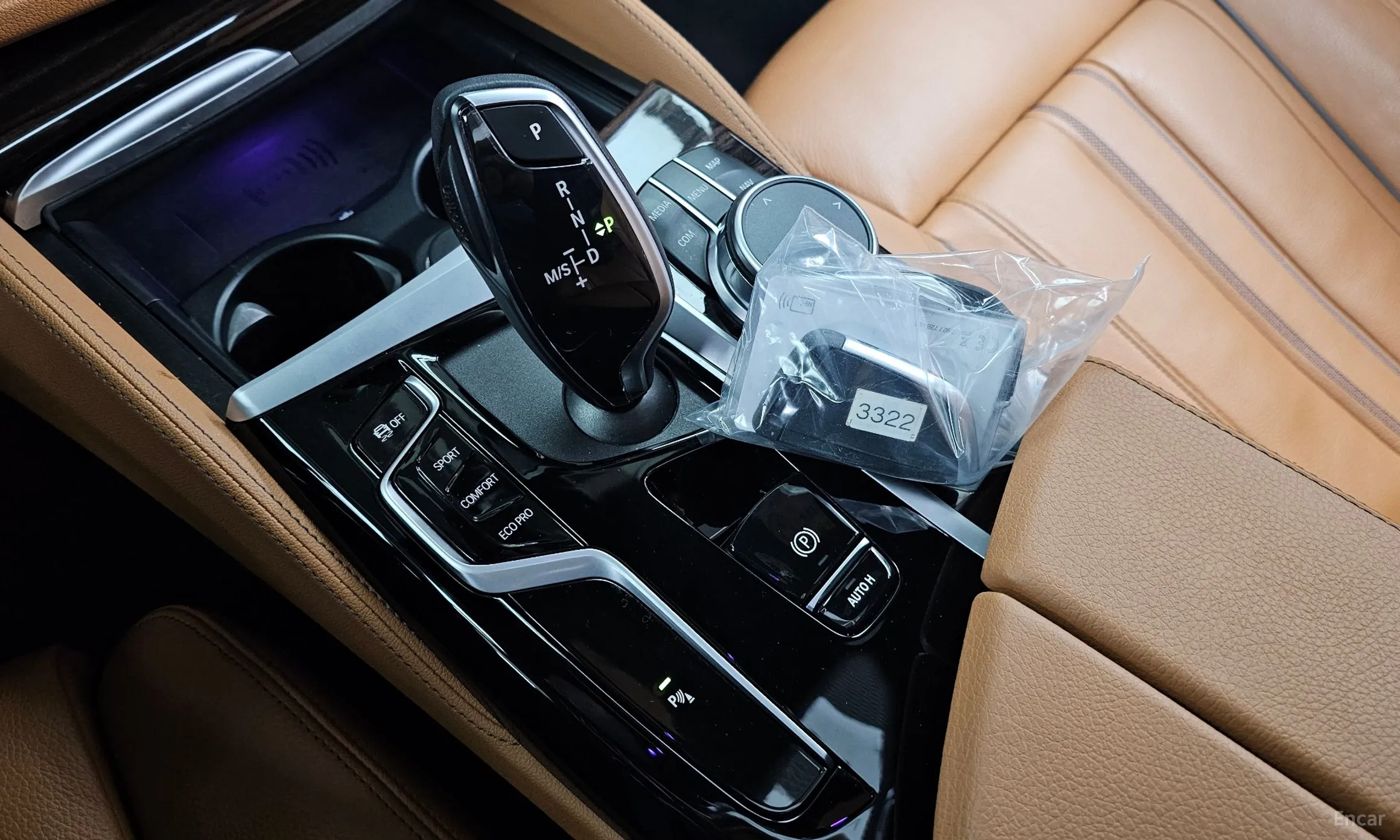 BMW 5 Series (G30) превью 9