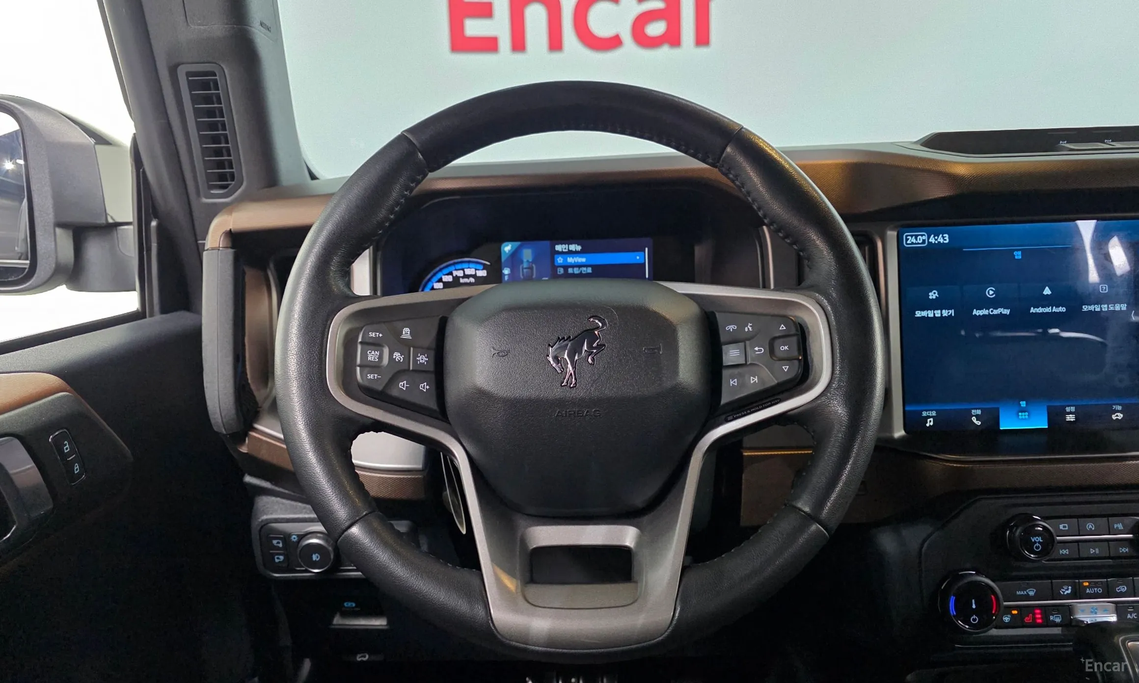 Ford Bronco 6th Generation превью 14