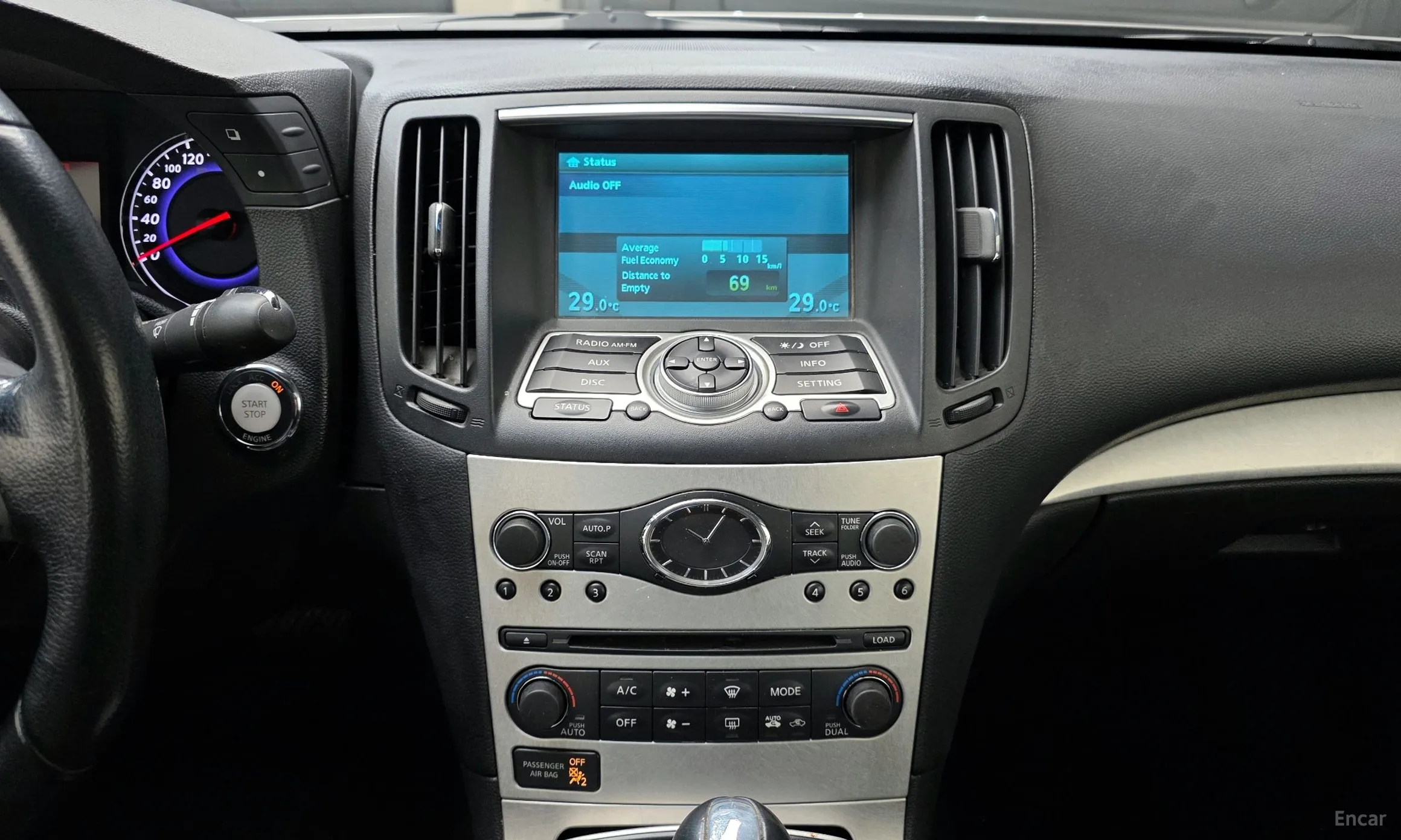 Infiniti G37 превью 19