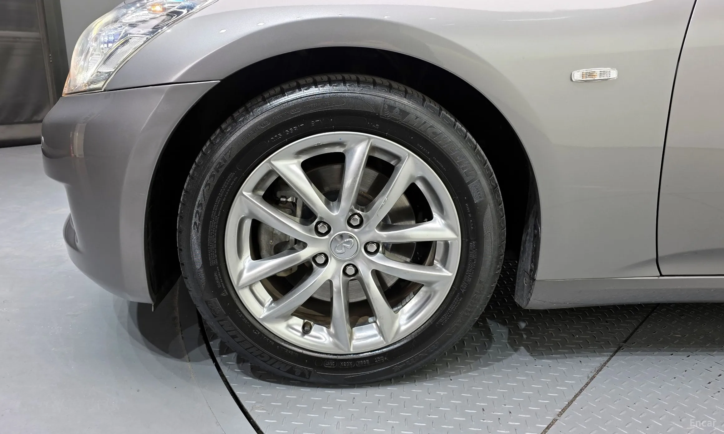 Infiniti G37 превью 5