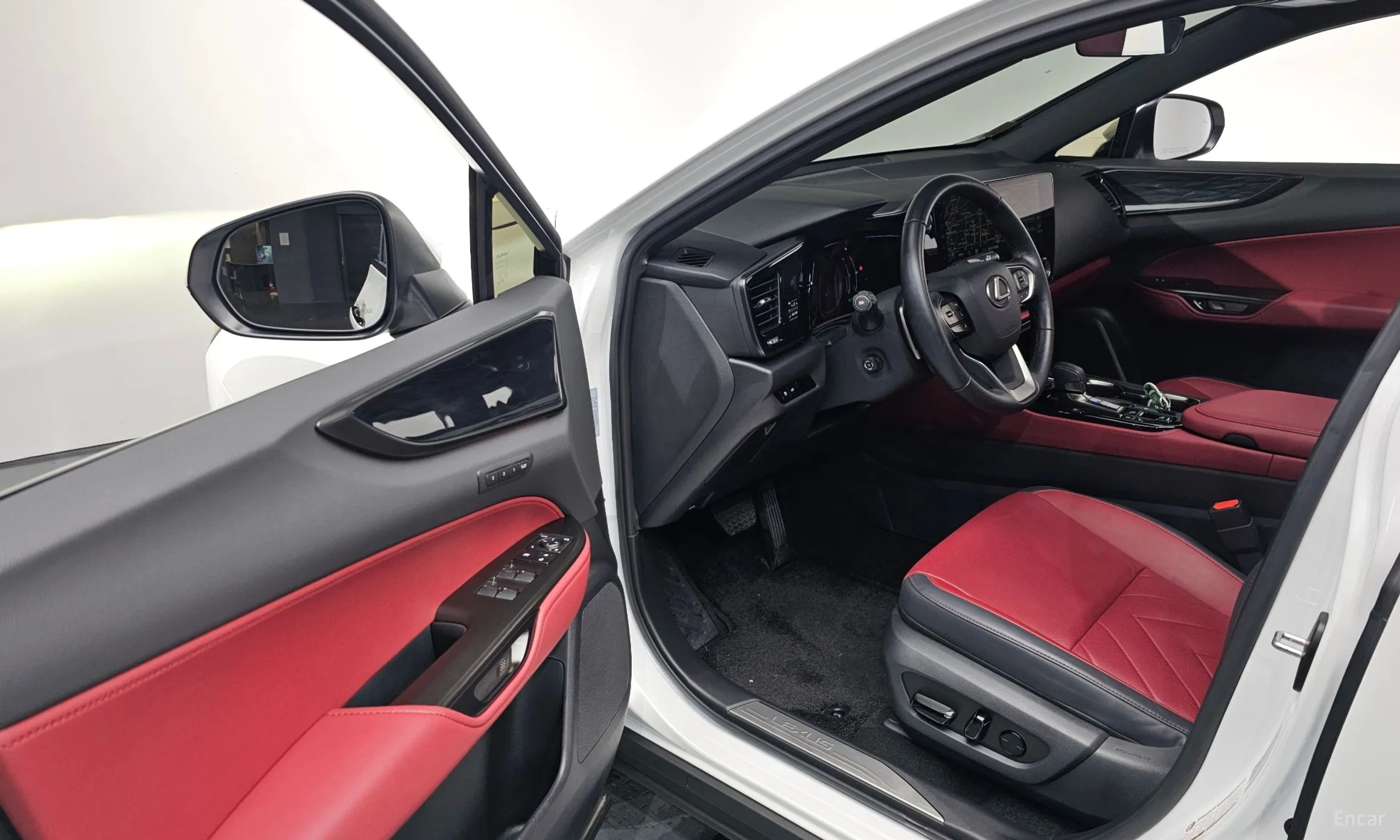 Lexus NX350h Gen 2 превью 11