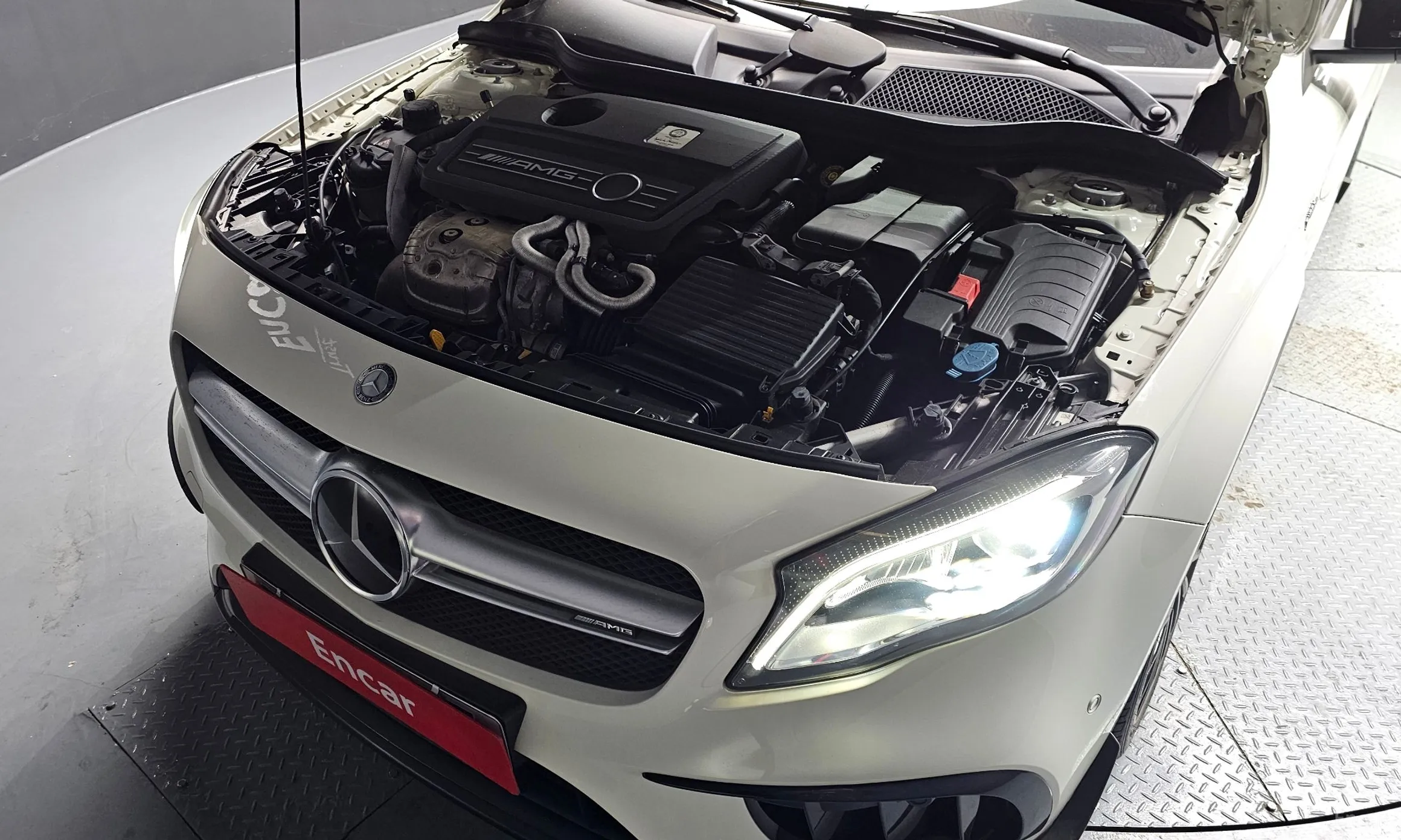 Mercedes Benz GLA-Class X156 превью 6