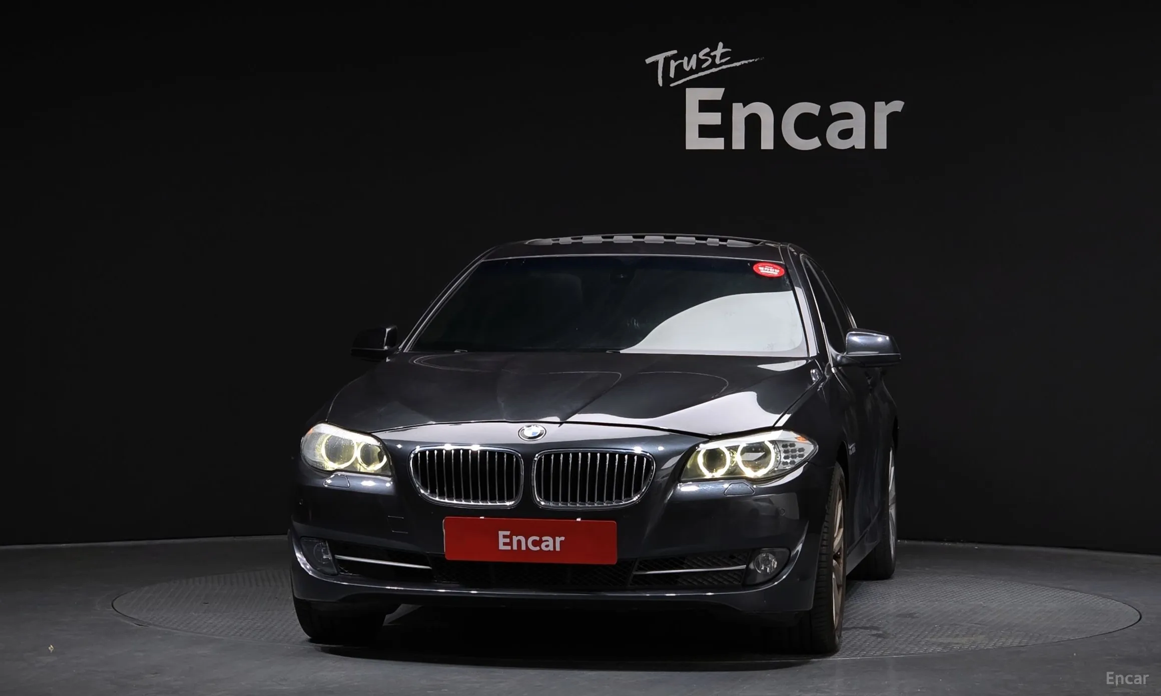 BMW 5 Series (F10) превью 3