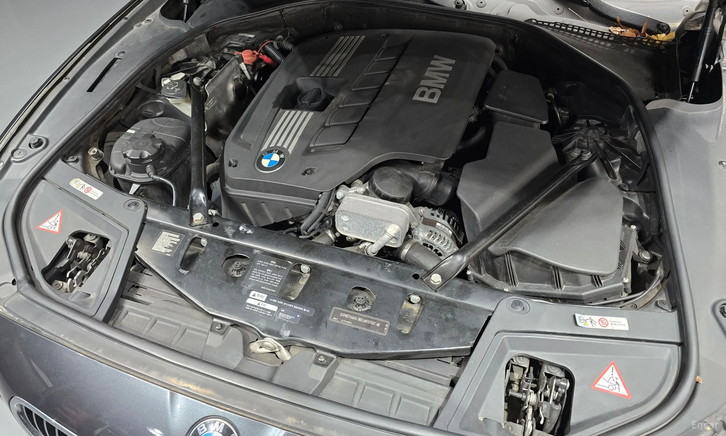 BMW 5 Series (F10) превью 6
