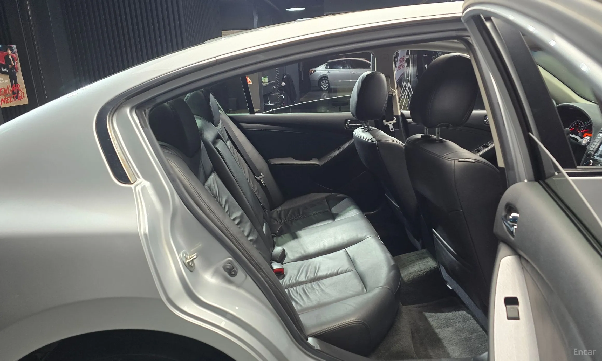 Nissan Altima превью 12