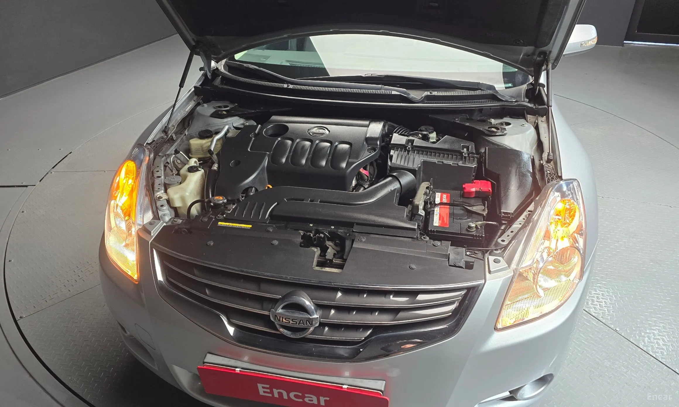 Nissan Altima превью 6
