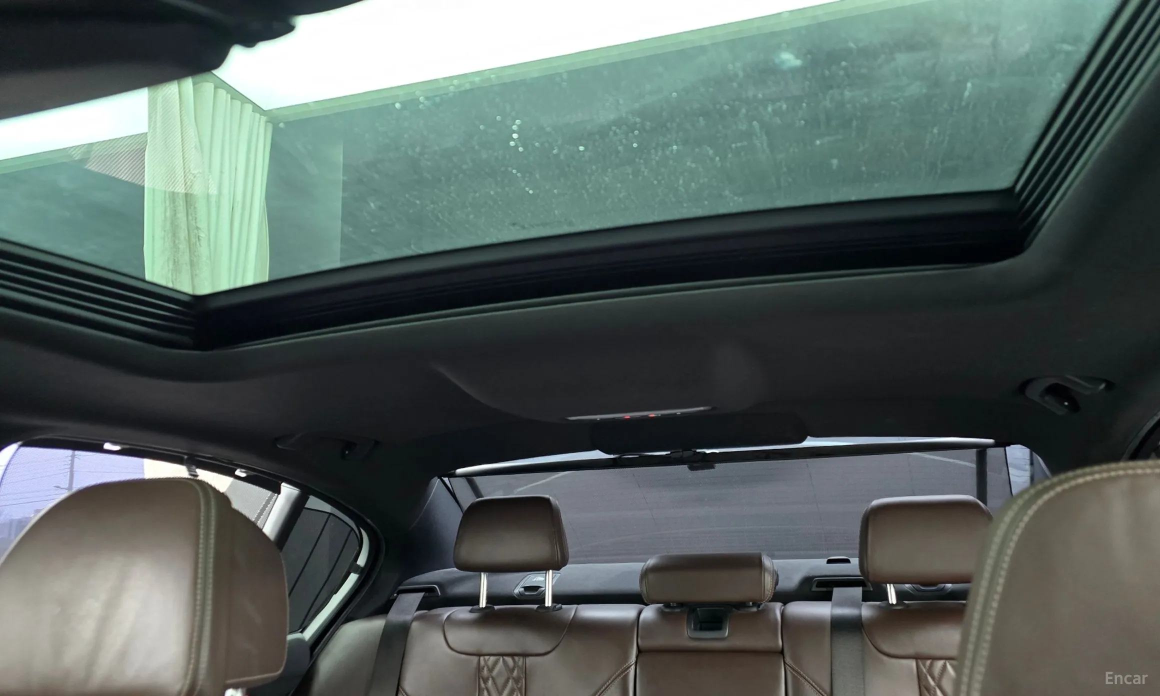 BMW 5 Series (G30) превью 18