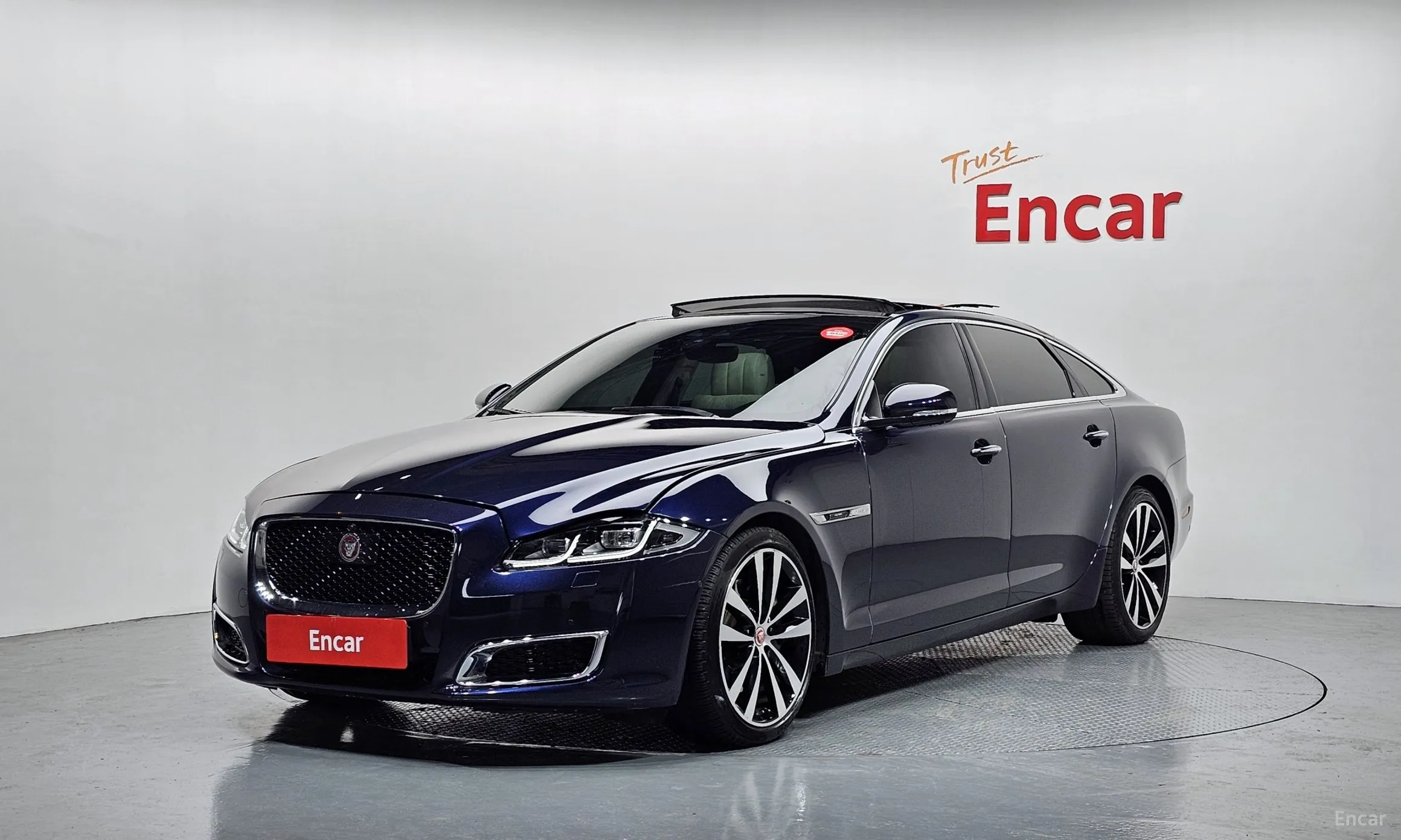Jaguar All New XJ