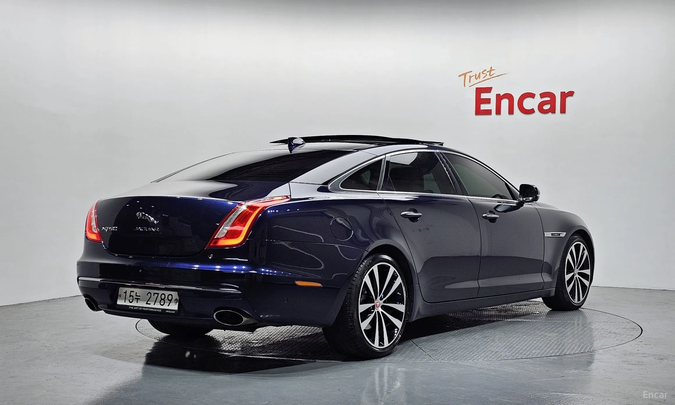 Jaguar All New XJ