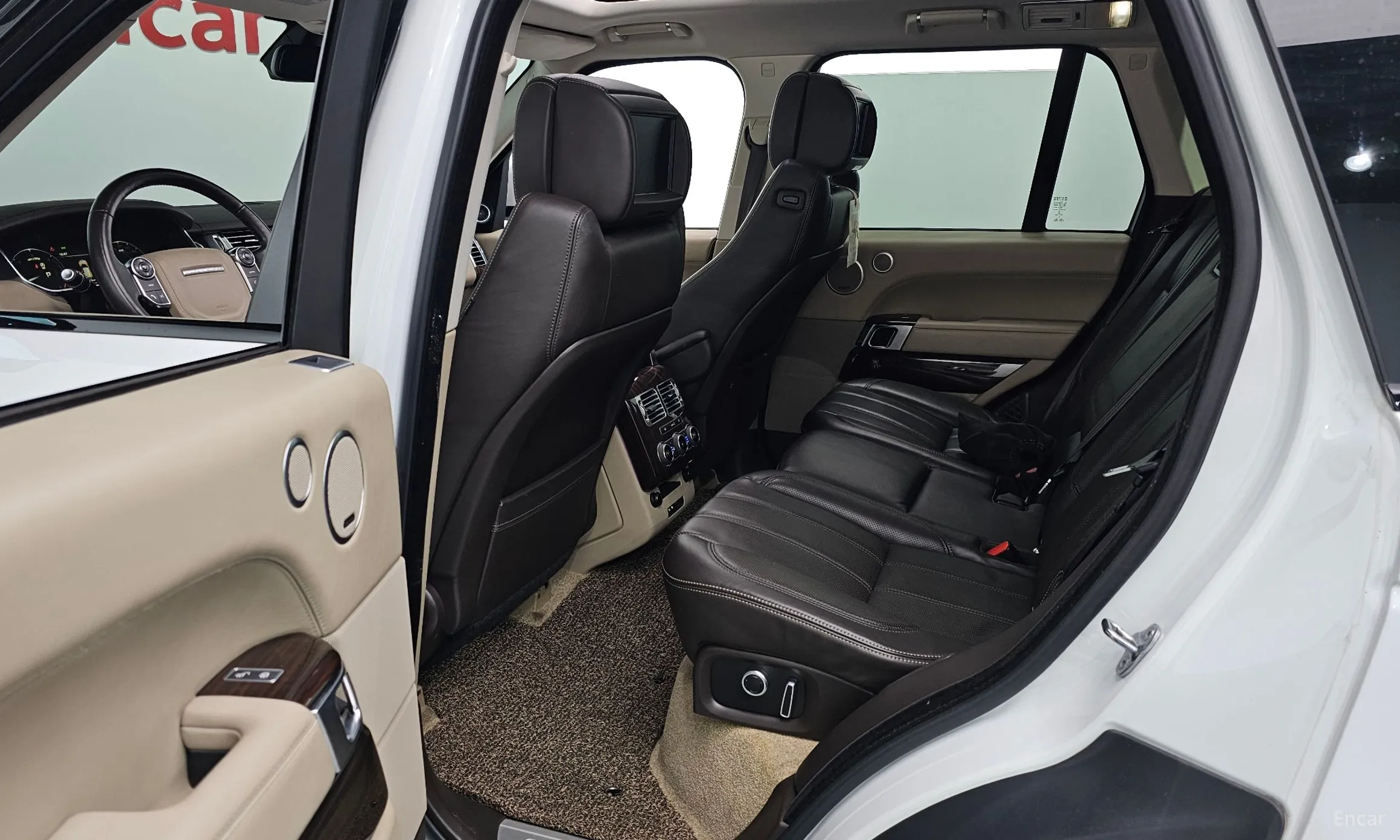 Land Rover Range Rover 4th Generation превью 12