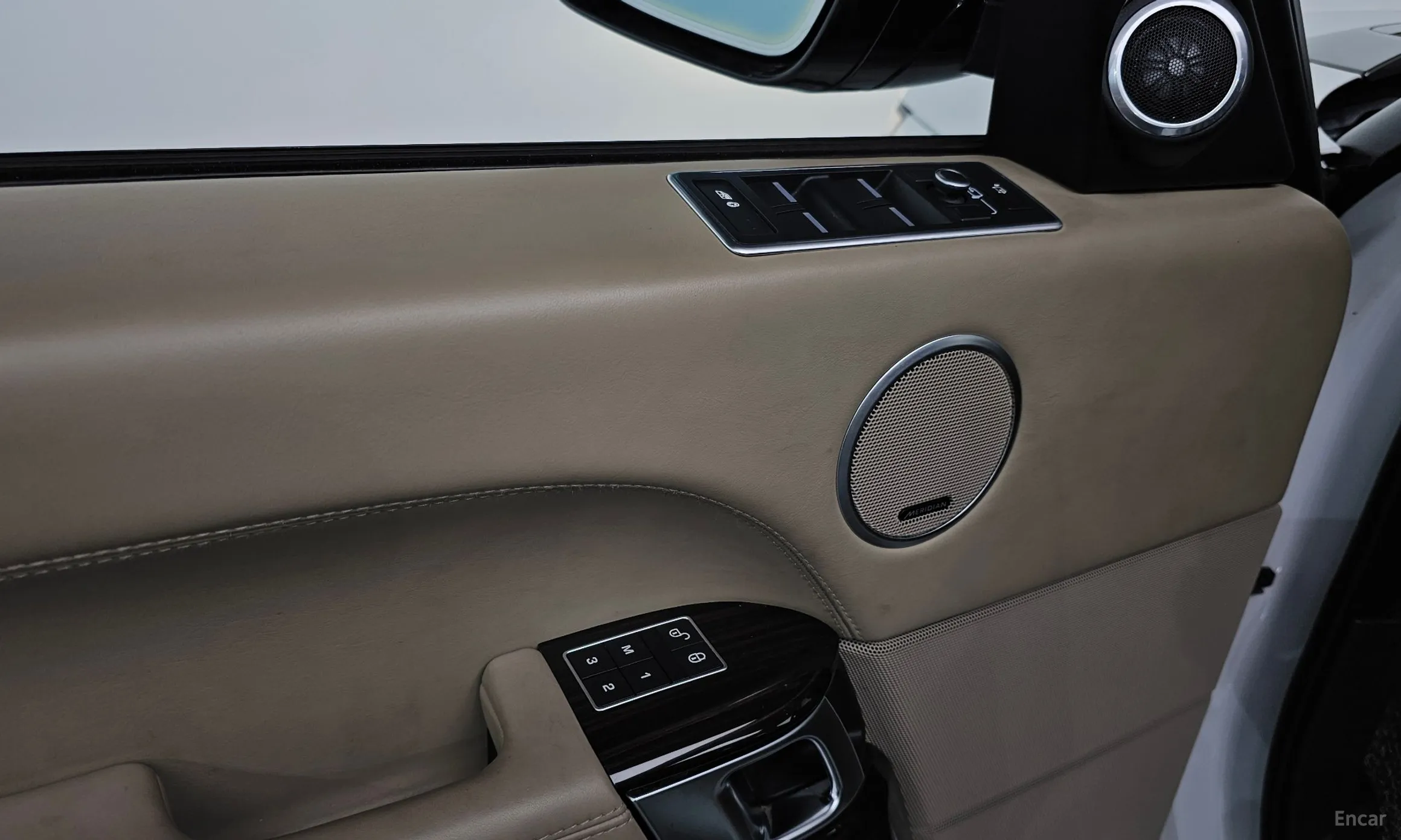 Land Rover Range Rover 4th Generation превью 18