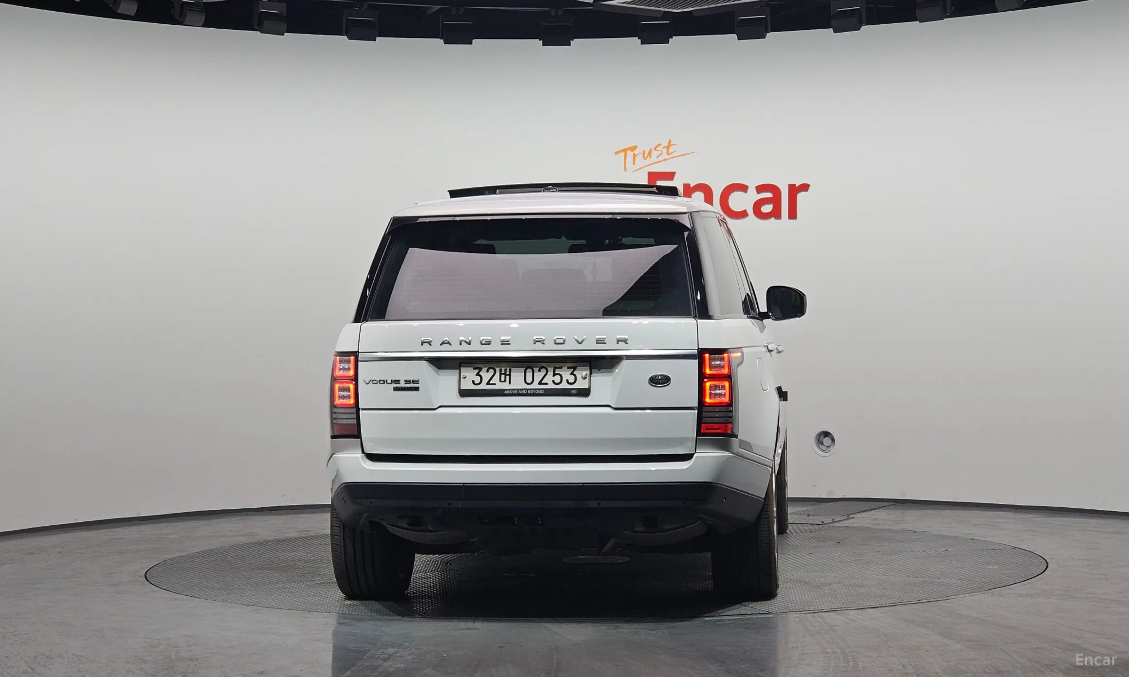 Land Rover Range Rover 4th Generation превью 4