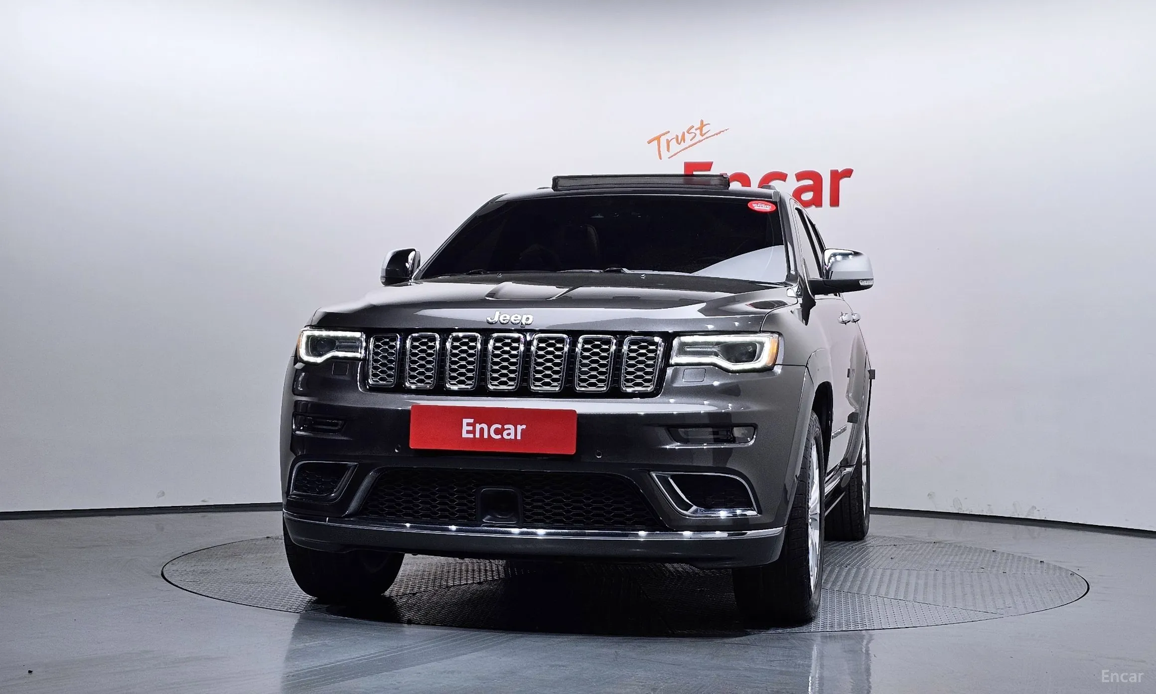 Jeep Grand Cherokee превью 3