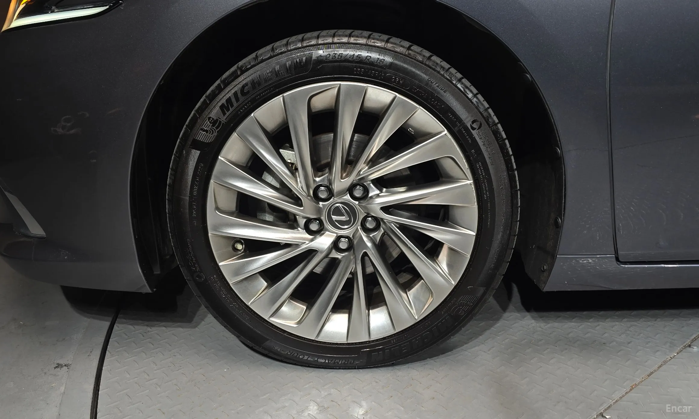 Lexus ES300h 7th Generation превью 5