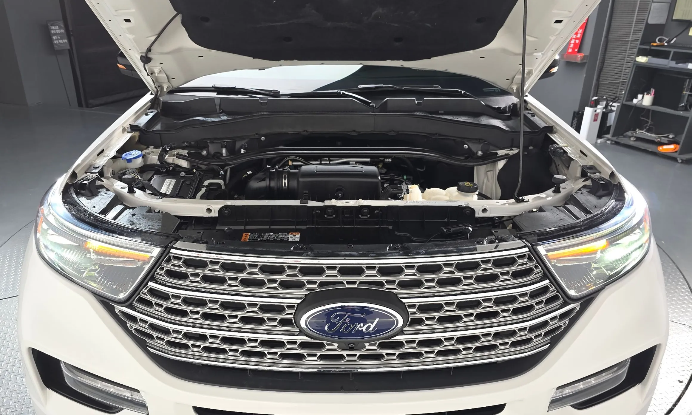 Ford Explorer 6th Generation превью 6