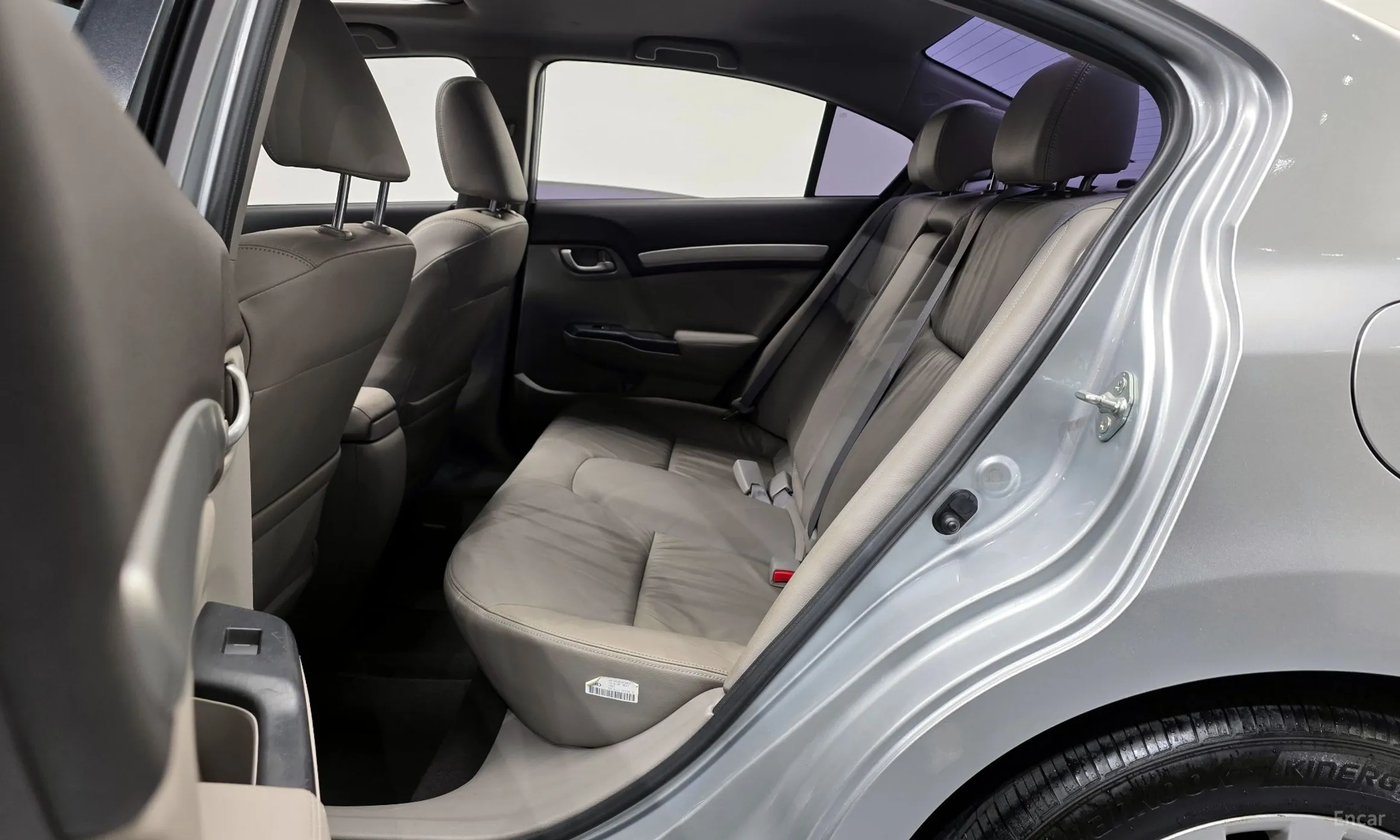 Honda Civic превью 12