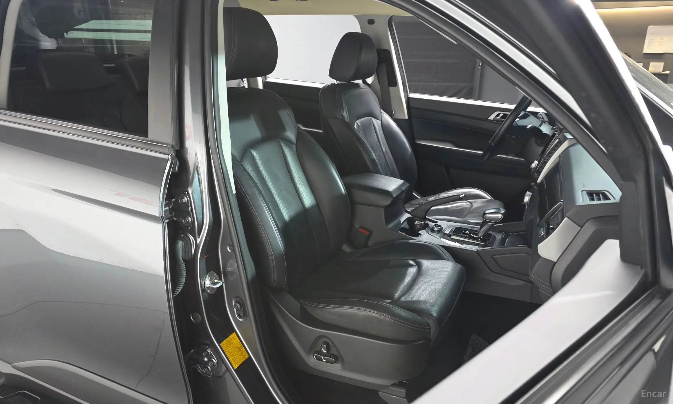 KG Mobility (SsangYong) Rexton Sports Khan превью 10