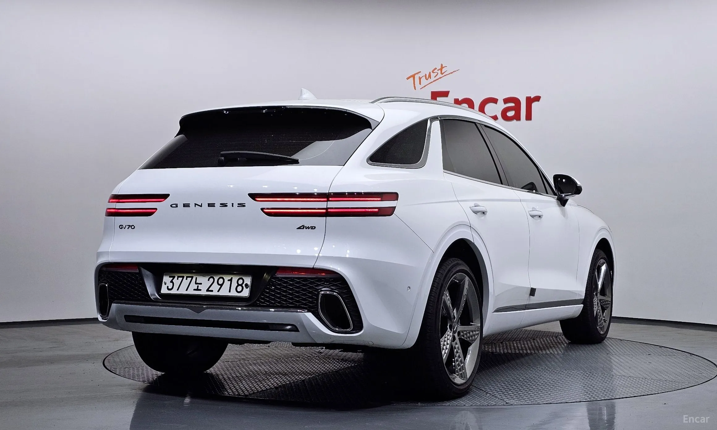 Genesis GV70 превью 2