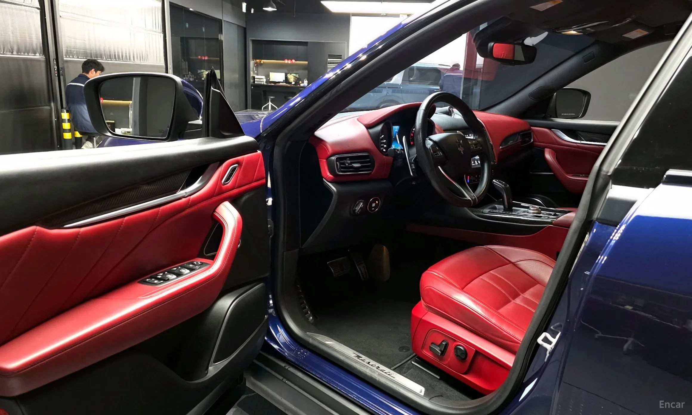 Maserati Levante превью 10