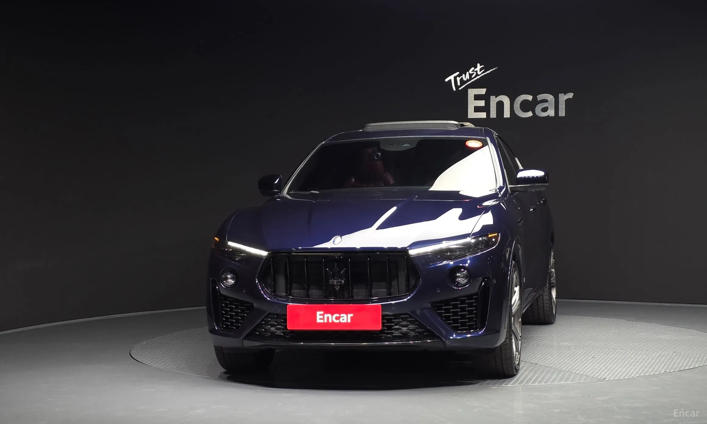 Maserati Levante превью 3