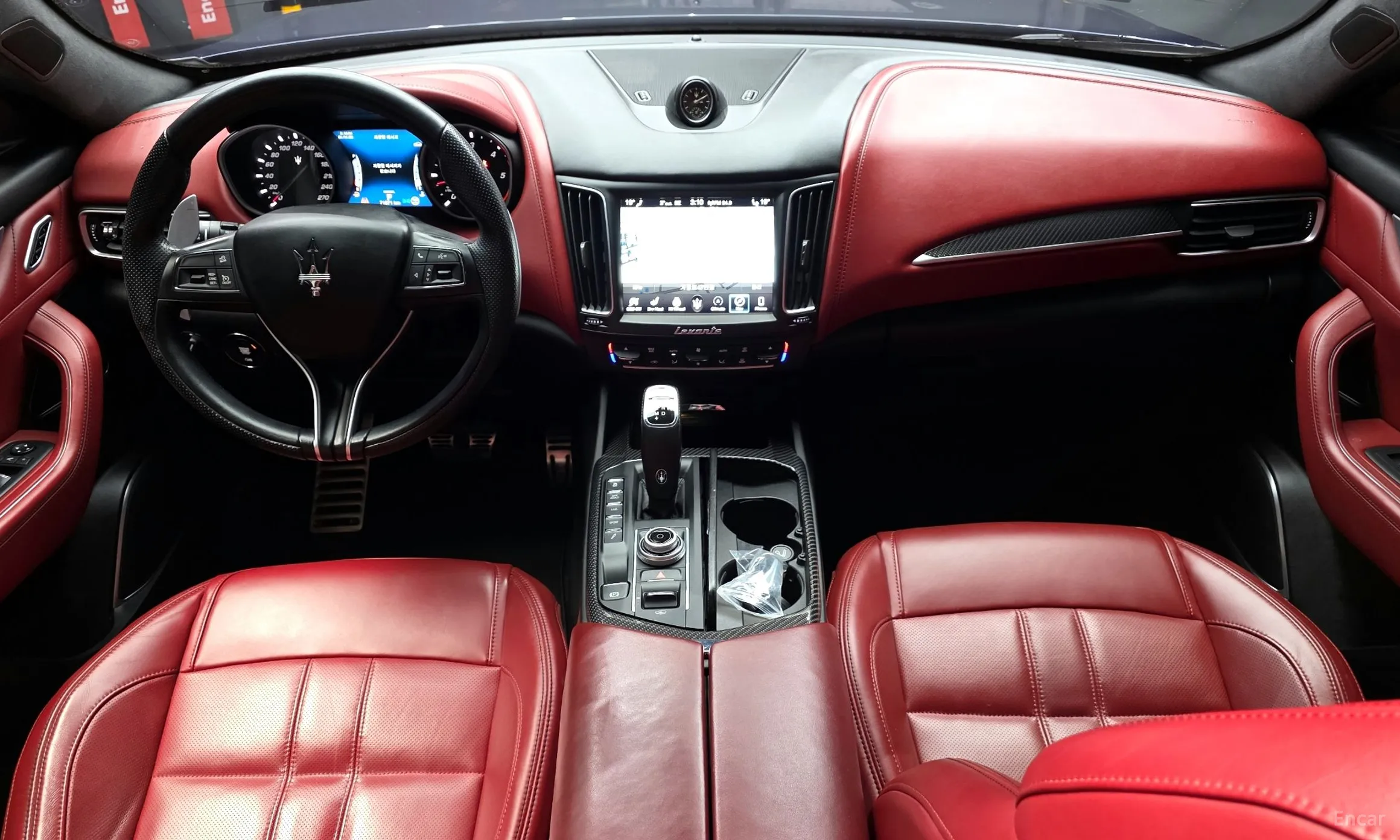 Maserati Levante превью 7