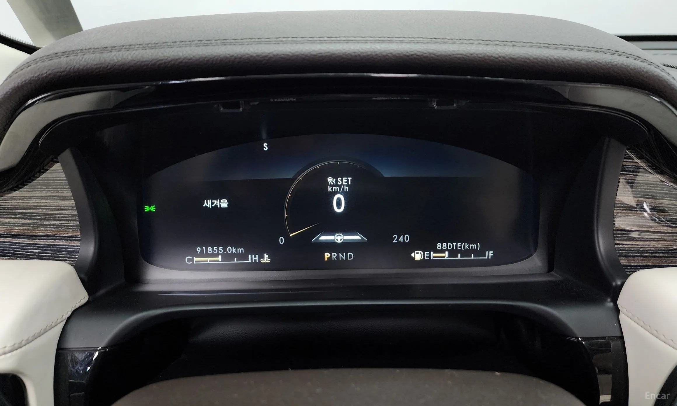 Lincoln Aviator 2nd Generation превью 8
