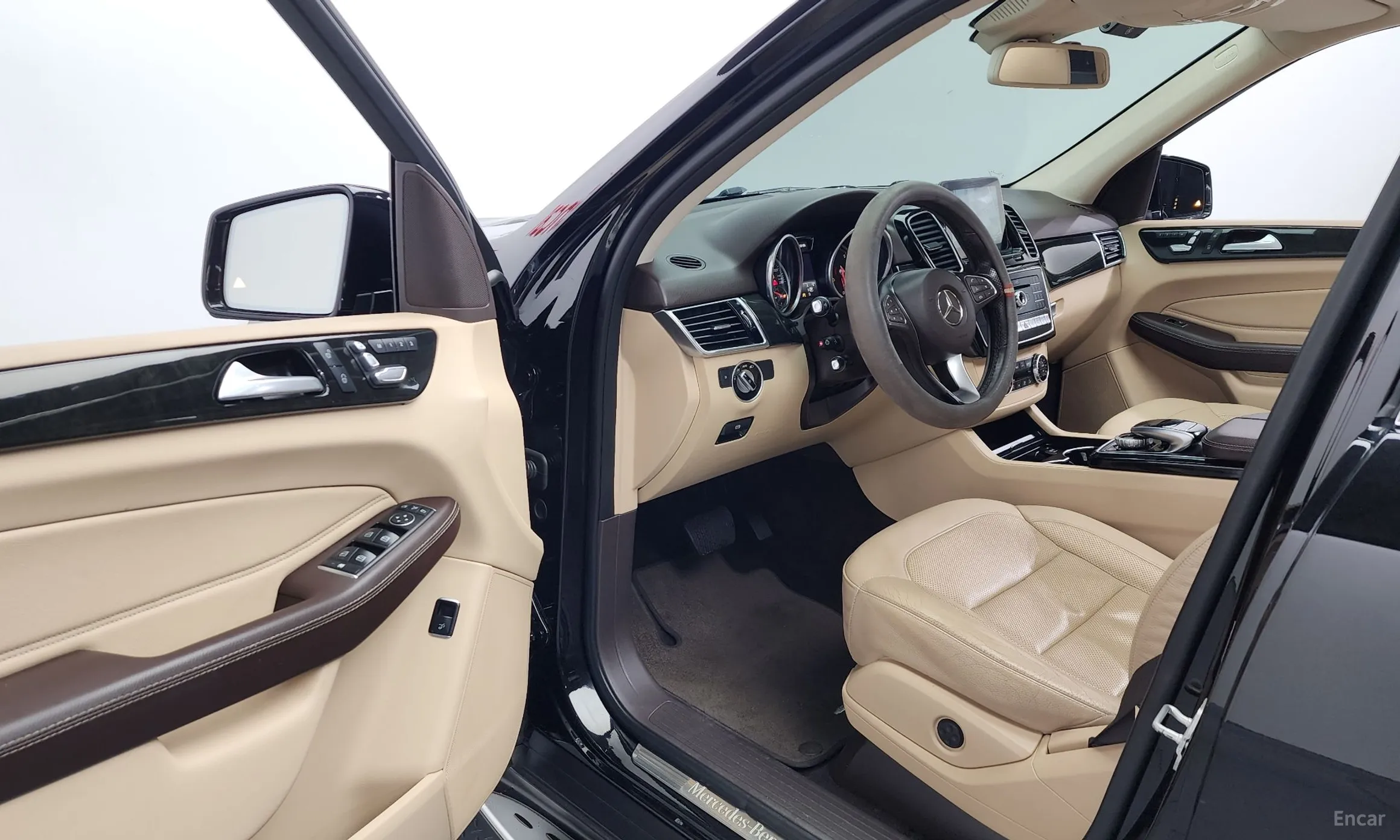 Mercedes Benz GLE-Class W166 превью 10